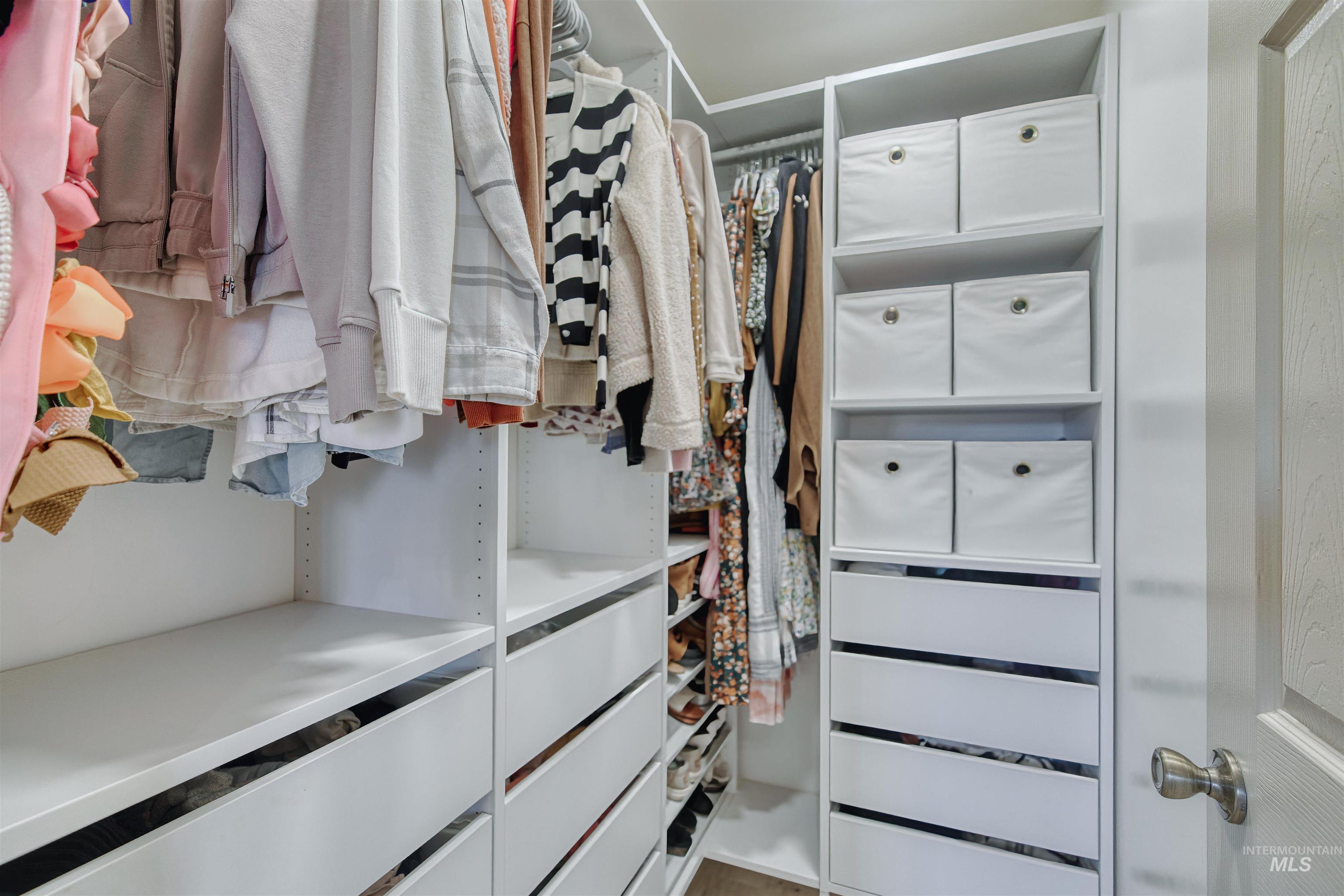 12845 Ropers St, Nampa, Idaho 83651, 5 Bedrooms, 3 Bathrooms, Residential For Sale, Price $749,900,MLS 98984001