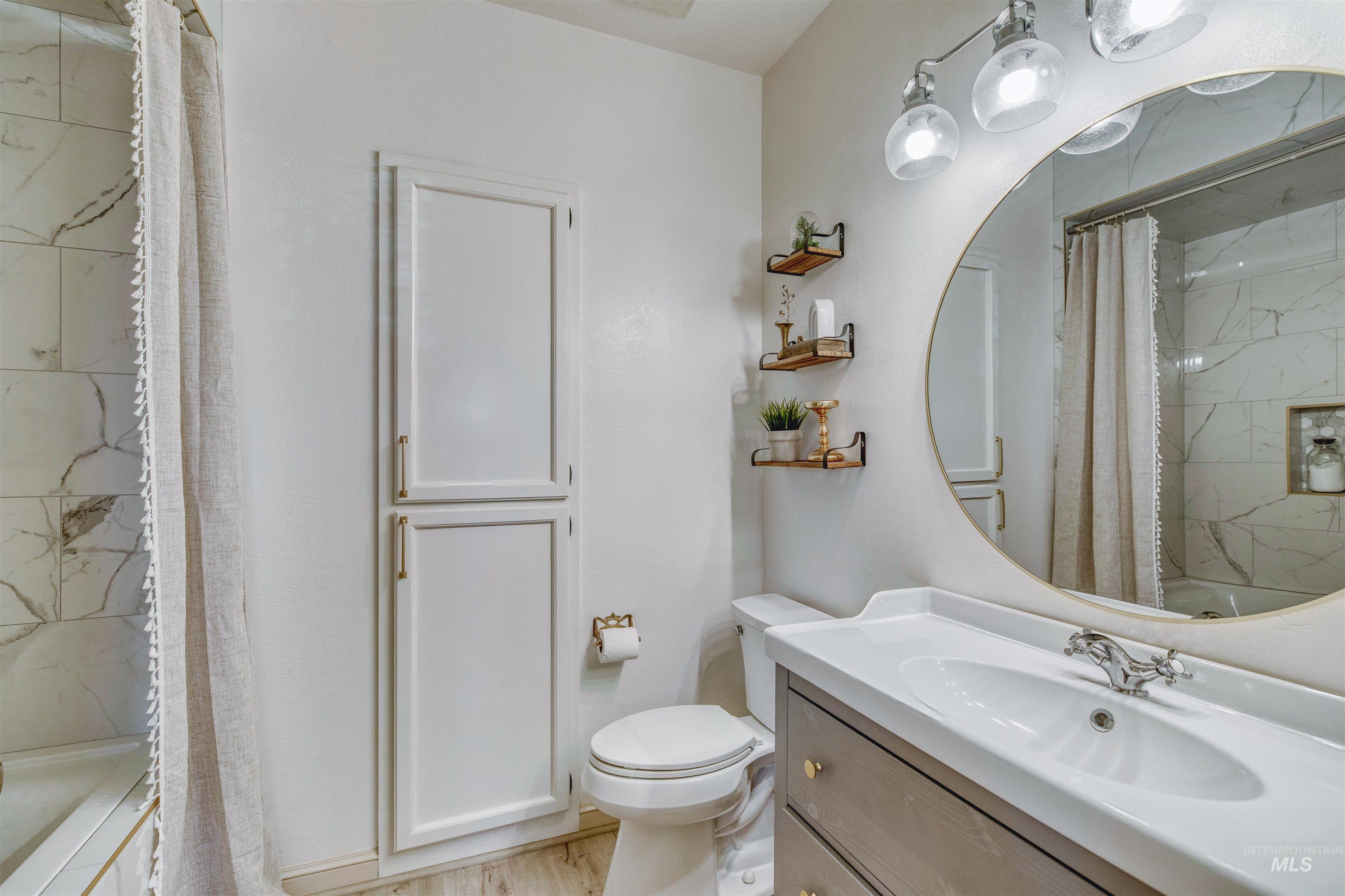 12845 Ropers St, Nampa, Idaho 83651, 5 Bedrooms, 3 Bathrooms, Residential For Sale, Price $749,900,MLS 98984001