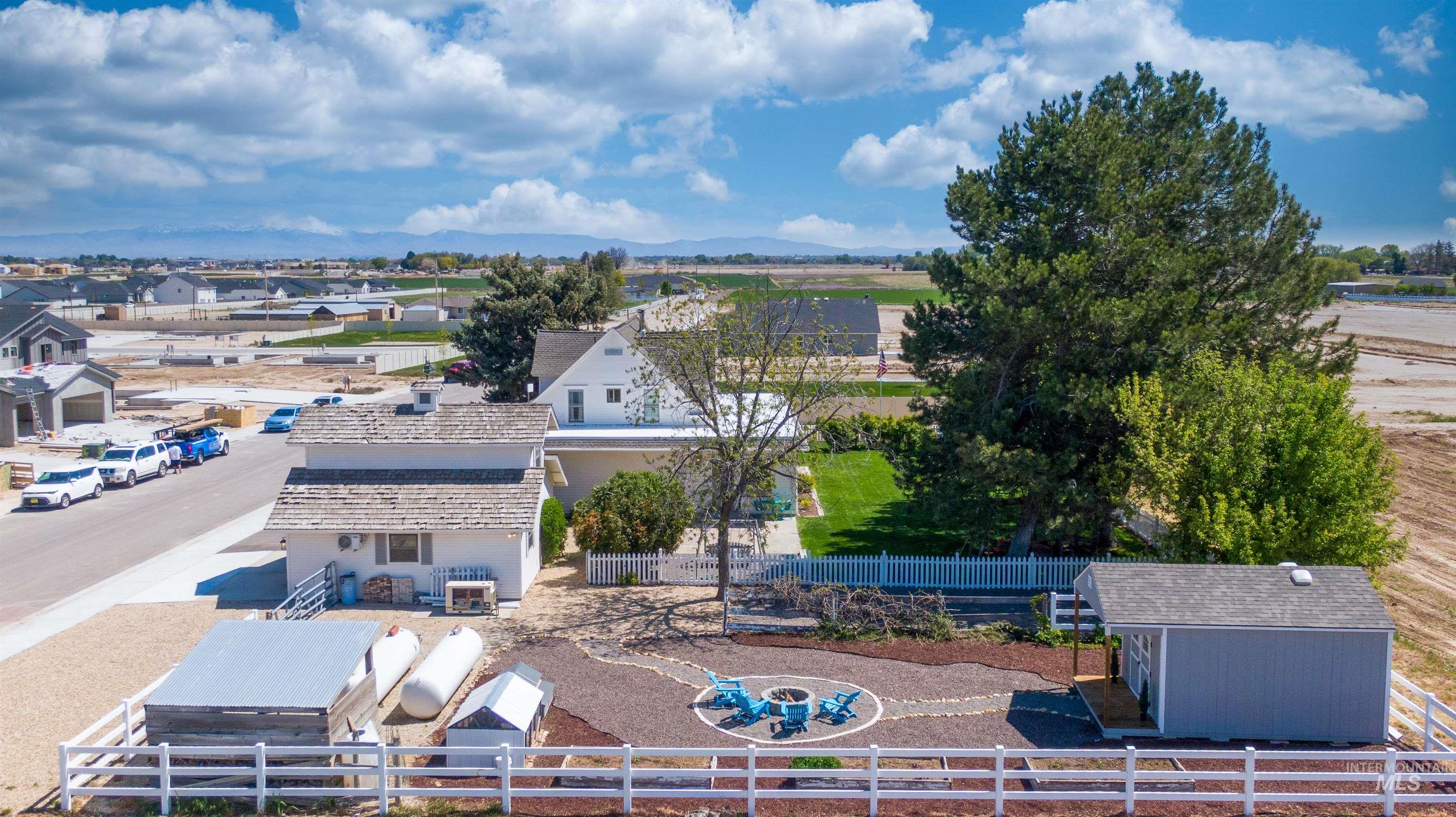 12845 Ropers St, Nampa, Idaho 83651, 5 Bedrooms, 3 Bathrooms, Residential For Sale, Price $749,900,MLS 98984001