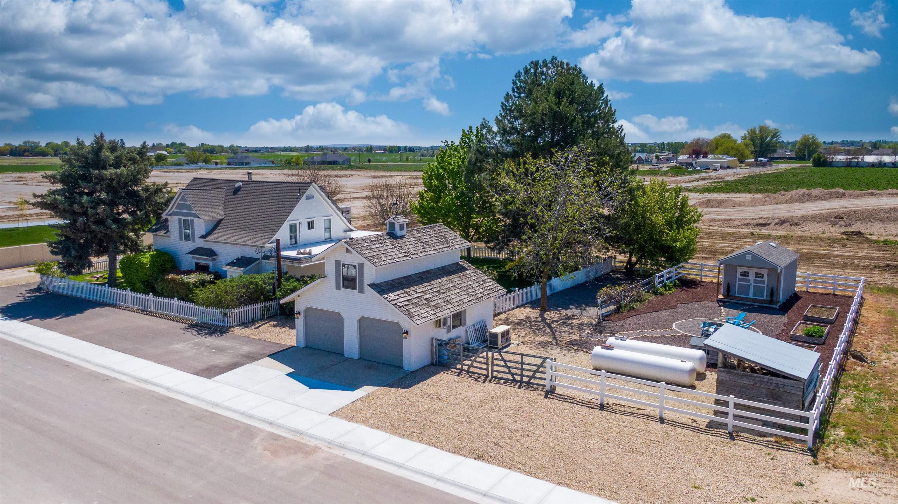 12845 Ropers St, Nampa, Idaho 83651, 5 Bedrooms, 3 Bathrooms, Residential For Sale, Price $749,900,MLS 98984001