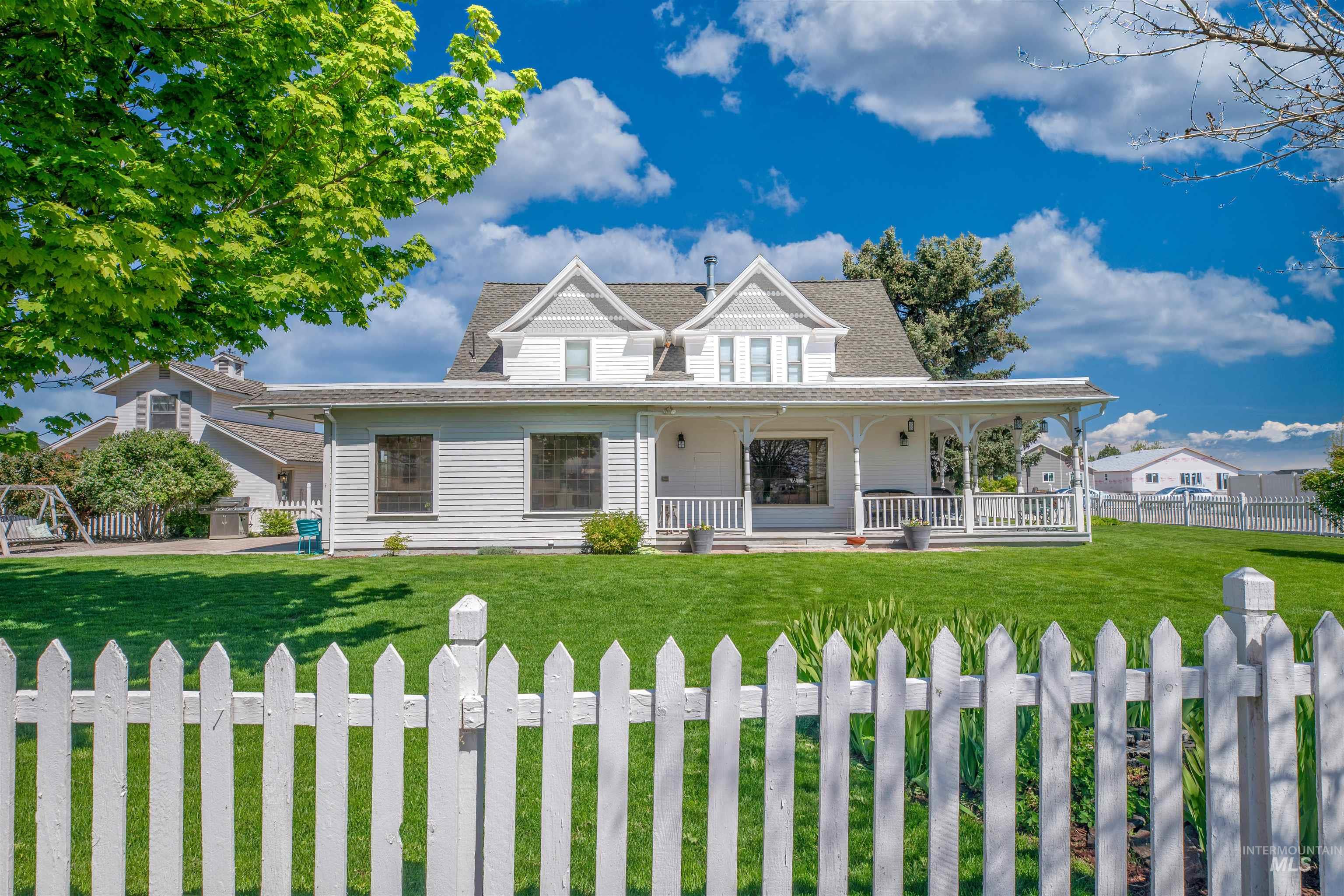 12845 Ropers St, Nampa, Idaho 83651, 5 Bedrooms, 3 Bathrooms, Residential For Sale, Price $749,900,MLS 98984001