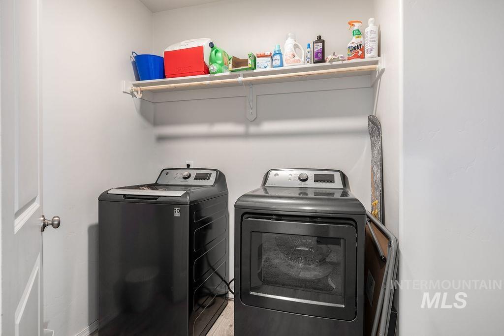 4601 Great Falls Ave, Caldwell, Idaho 83607, 3 Bedrooms, 2 Bathrooms, Residential For Sale, Price $409,990,MLS 98984003