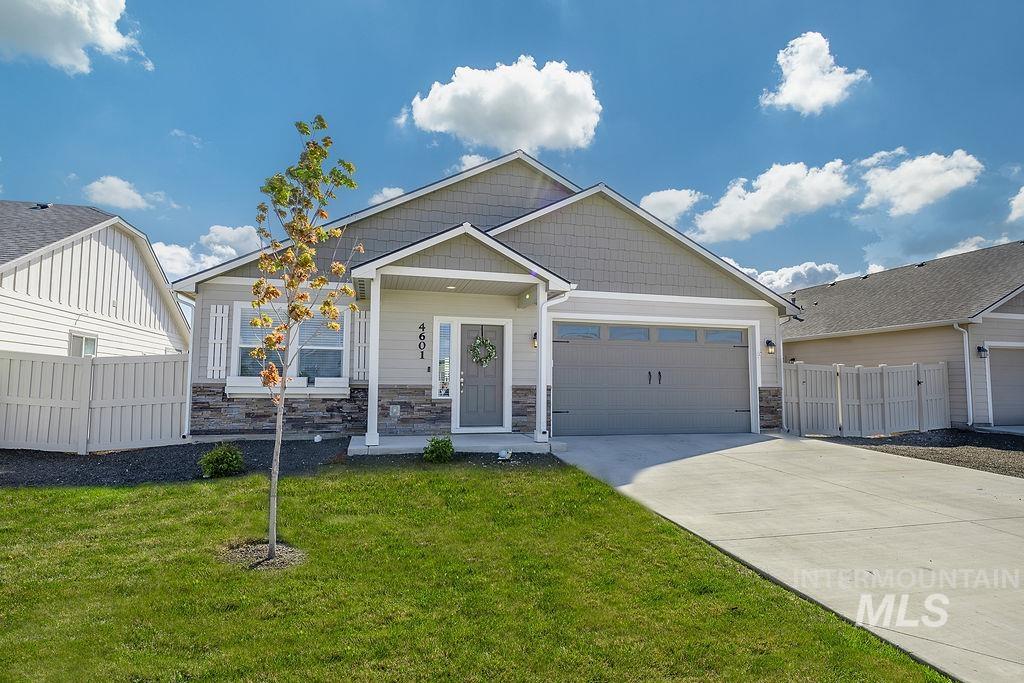 4601 Great Falls Ave, Caldwell, Idaho 83607, 3 Bedrooms, 2 Bathrooms, Residential For Sale, Price $409,990,MLS 98984003