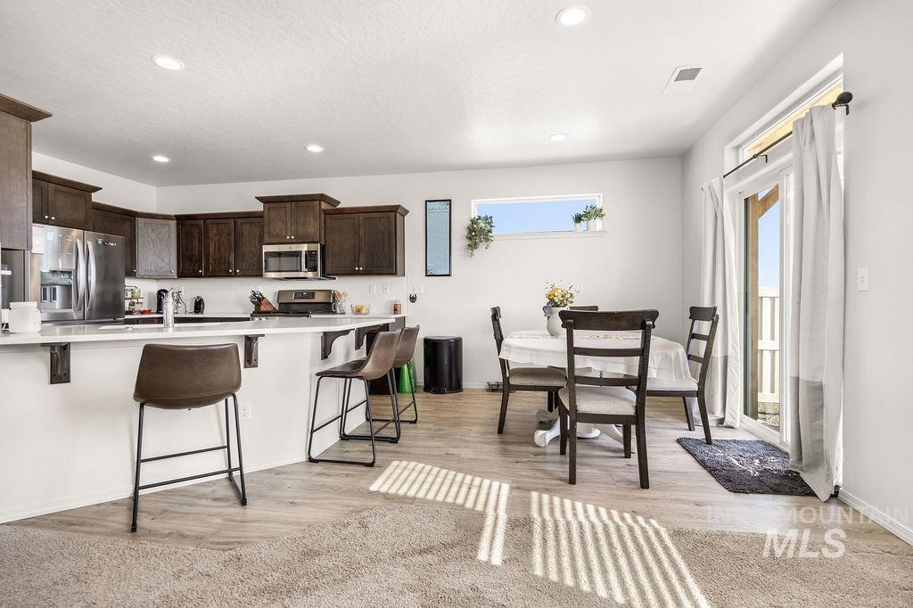 4601 Great Falls Ave, Caldwell, Idaho 83607, 3 Bedrooms, 2 Bathrooms, Residential For Sale, Price $409,990,MLS 98984003