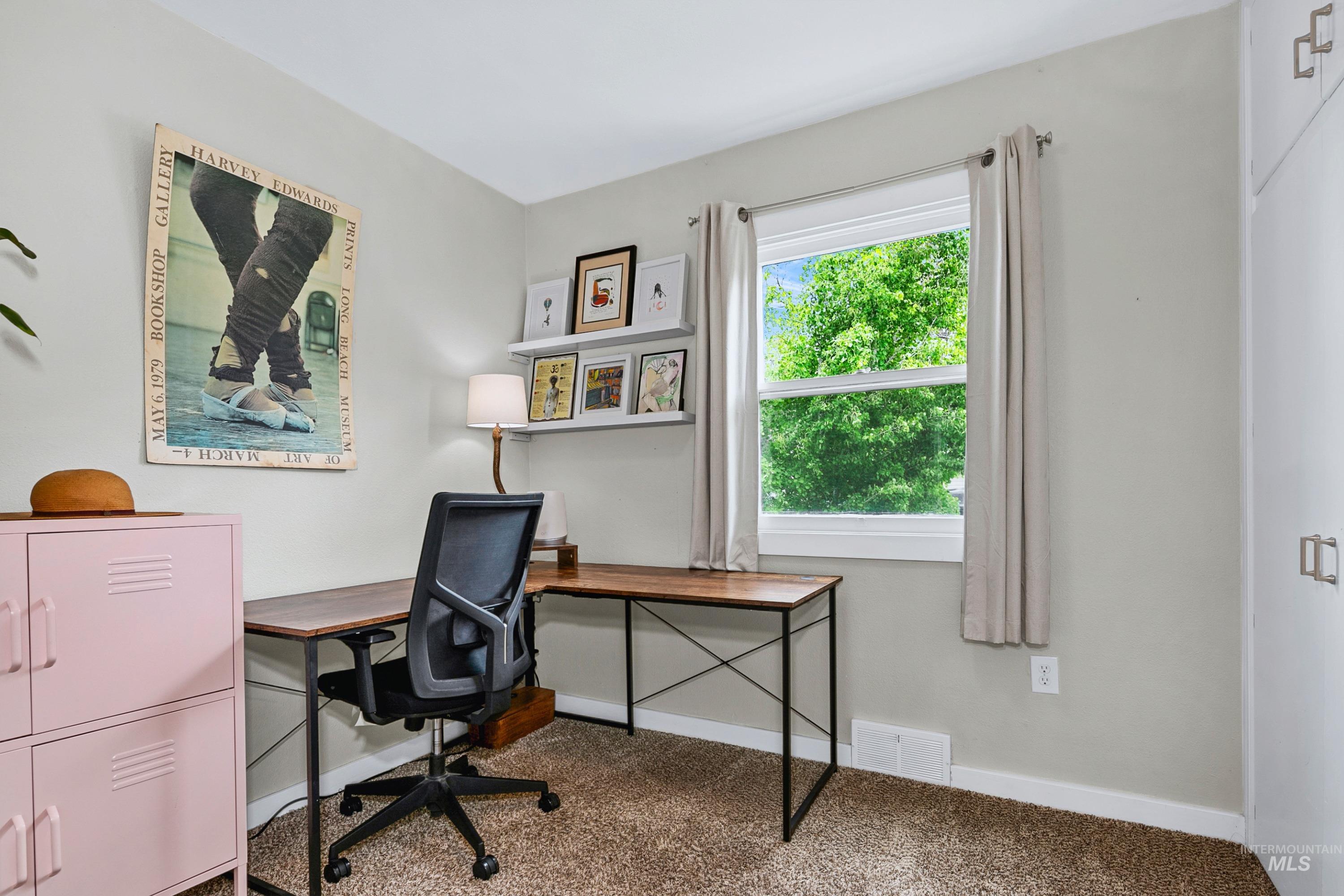 435 N 9th East, Mountain Home, Idaho 83647, 3 Bedrooms, 1 Bathroom, Residential For Sale, Price $319,000,MLS 98984004