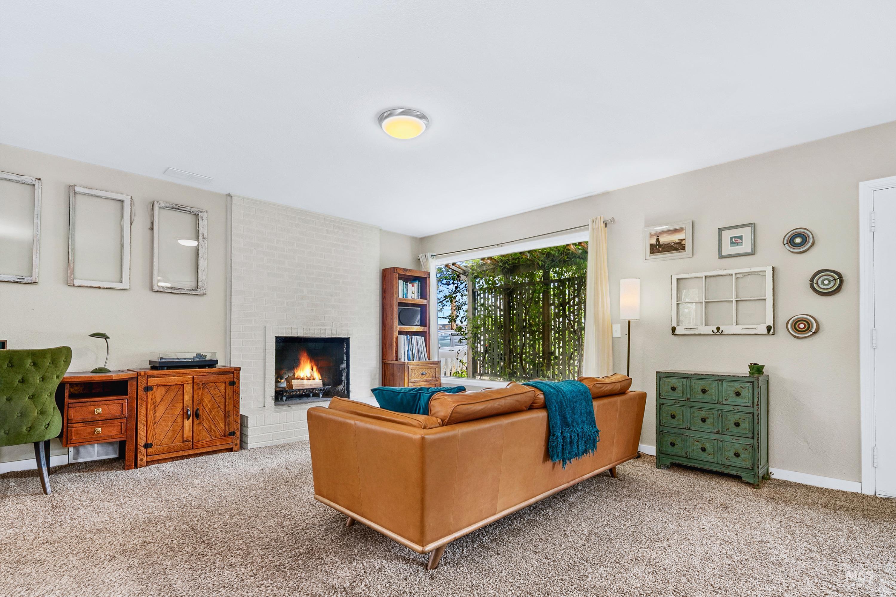 435 N 9th East, Mountain Home, Idaho 83647, 3 Bedrooms, 1 Bathroom, Residential For Sale, Price $319,000,MLS 98984004