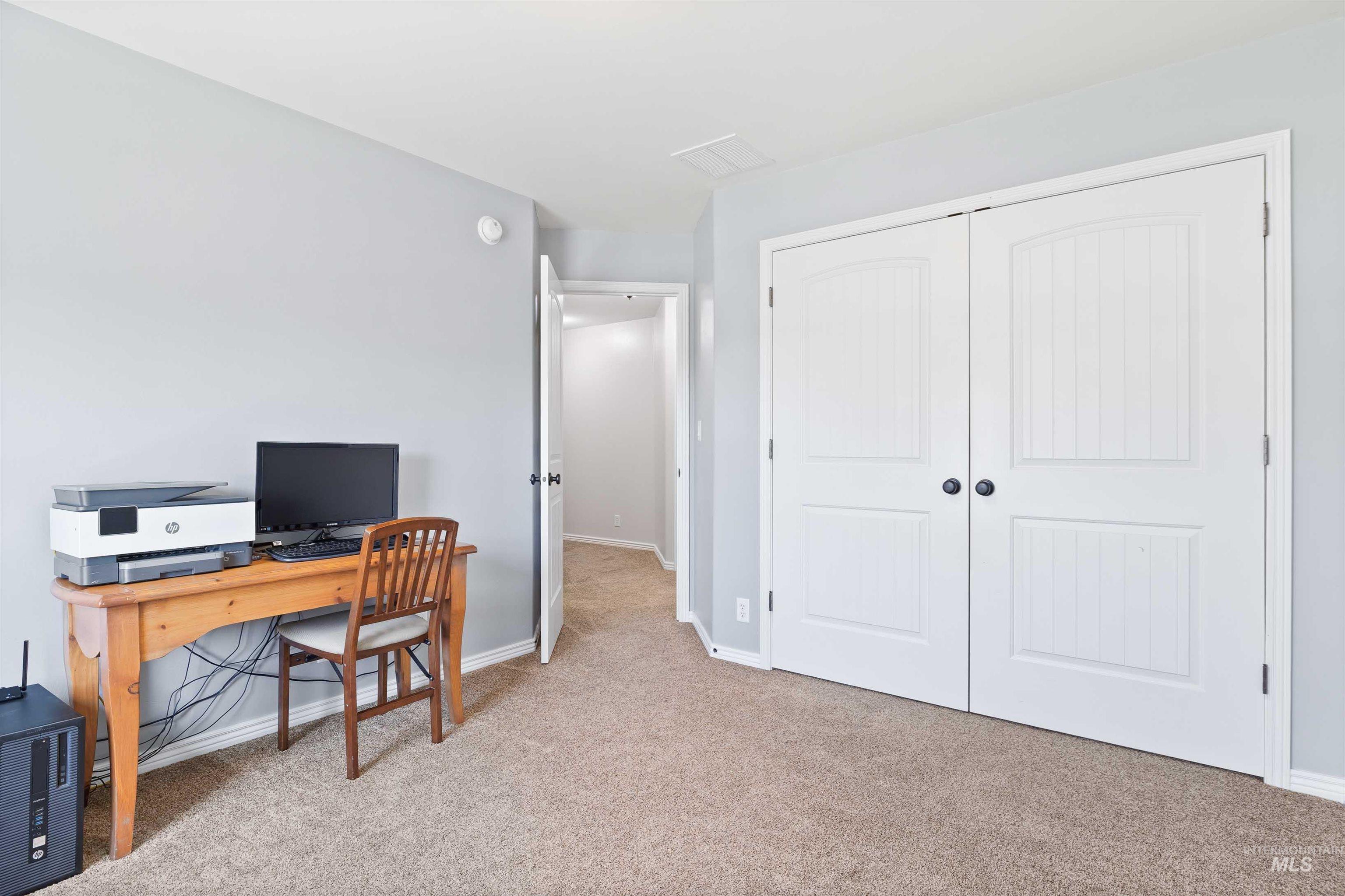 2595 Longbow Dr, Twin Falls, Idaho 83301, 4 Bedrooms, 3 Bathrooms, Residential For Sale, Price $540,000,MLS 98984005