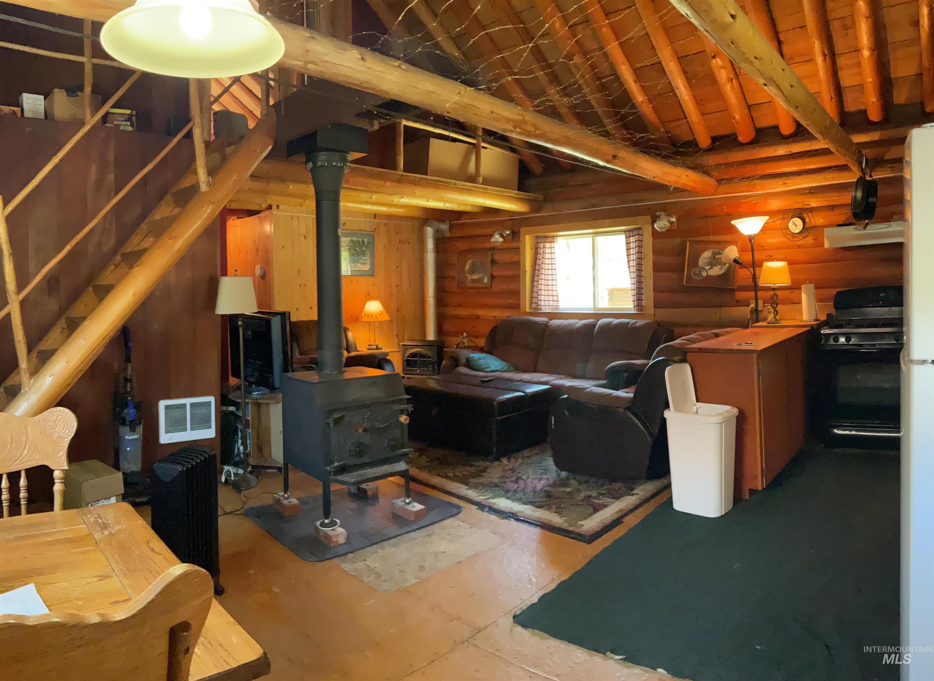 2771 Dixie Rd, Dixie, Idaho 83525, 2 Bedrooms, 1 Bathroom, Residential For Sale, Price $215,000, 98984007