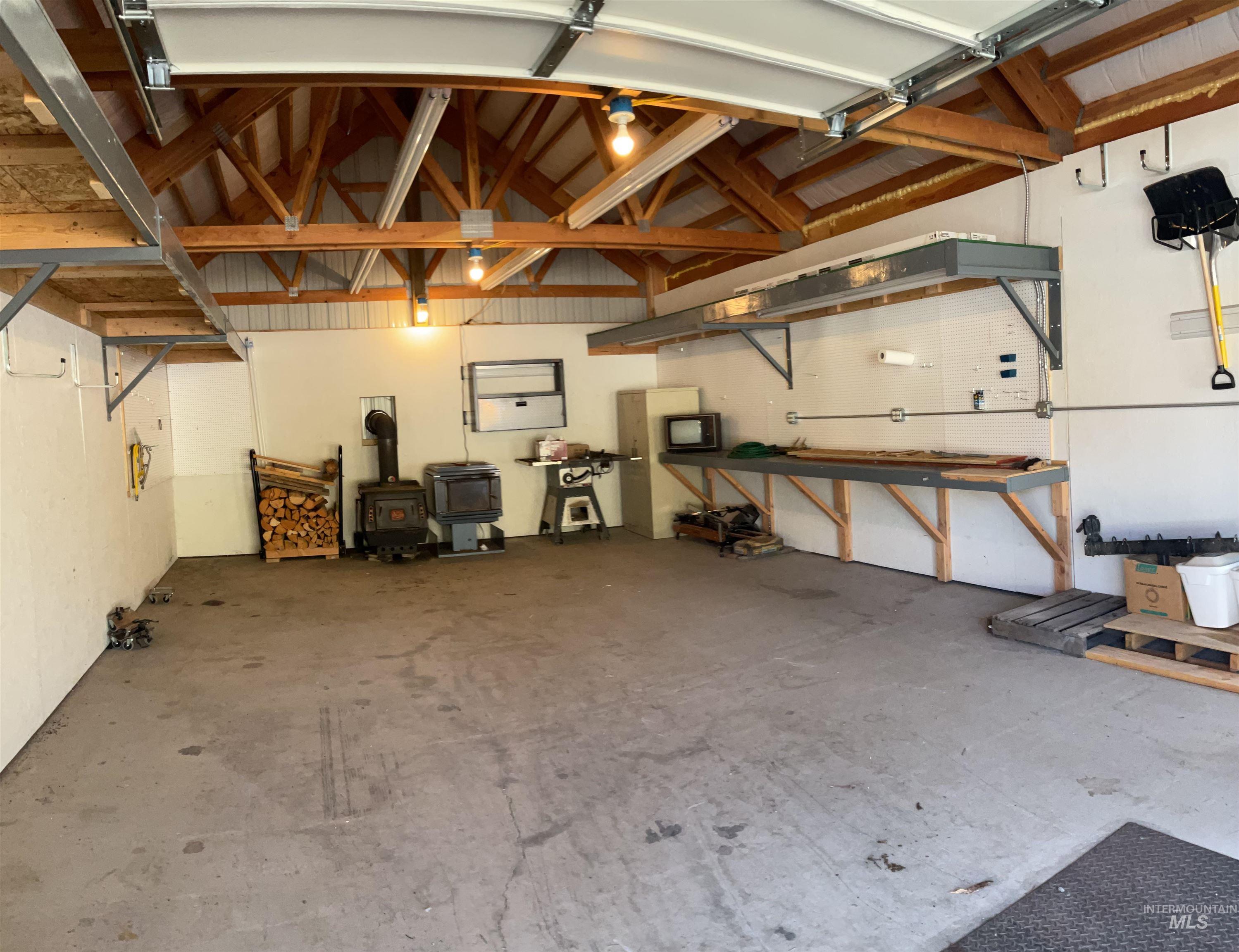 2771 Dixie Rd, Dixie, Idaho 83525, 2 Bedrooms, 1 Bathroom, Residential For Sale, Price $215,000, 98984007