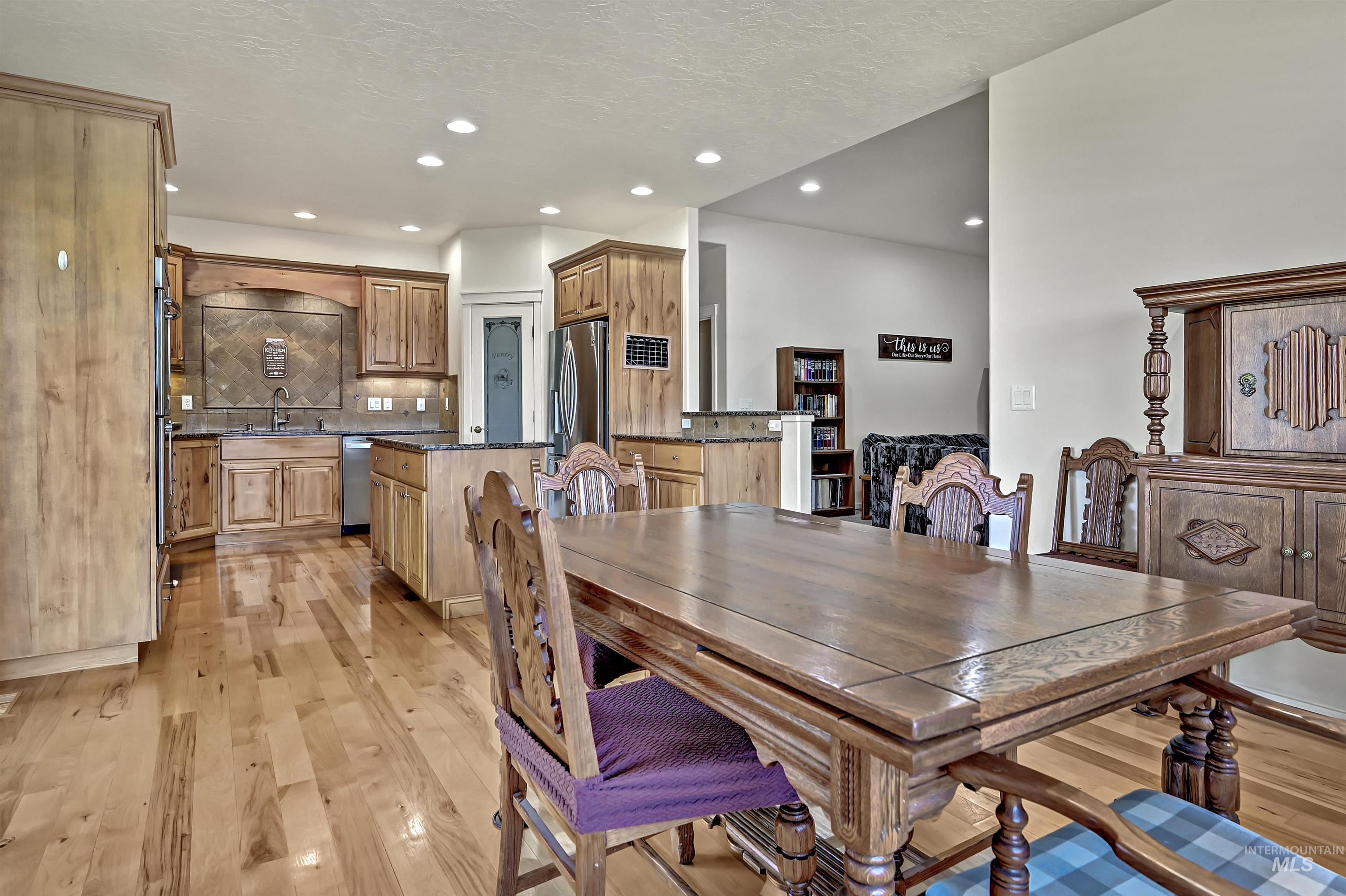 12108 W Reutzel Dr., Boise, Idaho 83709, 5 Bedrooms, 3 Bathrooms, Residential For Sale, Price $850,000,MLS 98984008