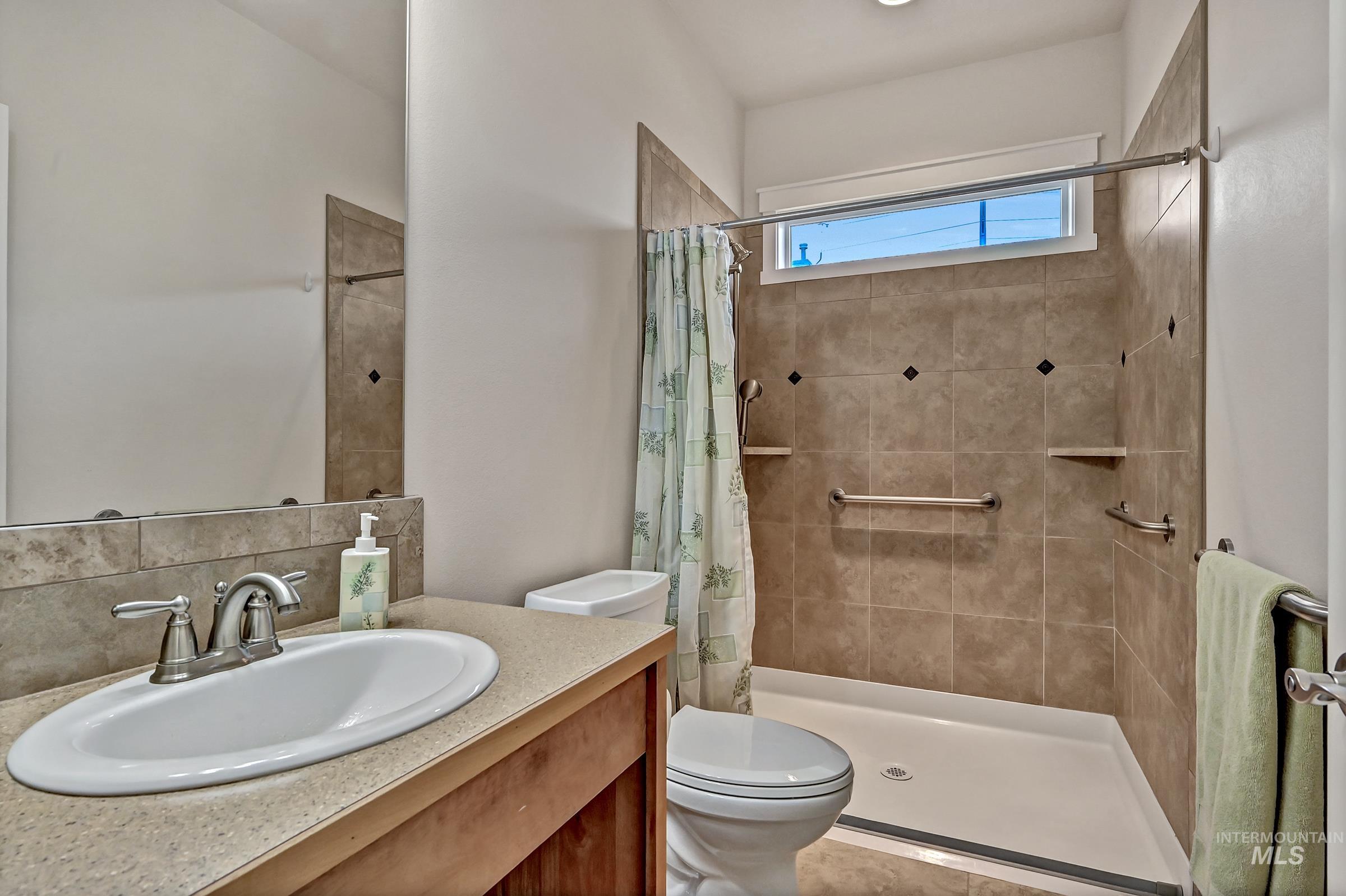 12108 W Reutzel Dr., Boise, Idaho 83709, 5 Bedrooms, 3 Bathrooms, Residential For Sale, Price $850,000,MLS 98984008