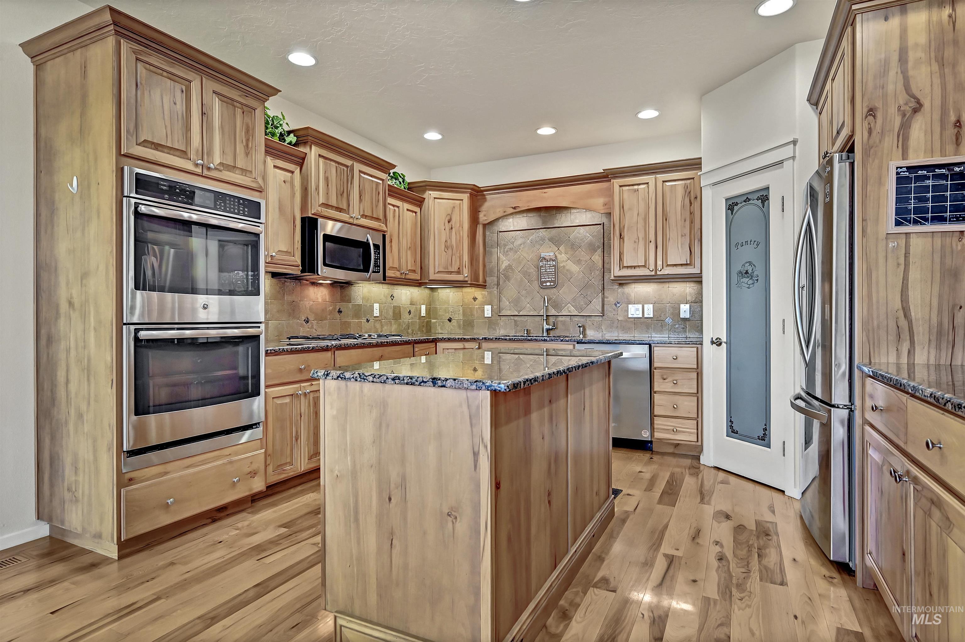 12108 W Reutzel Dr., Boise, Idaho 83709, 5 Bedrooms, 3 Bathrooms, Residential For Sale, Price $850,000,MLS 98984008