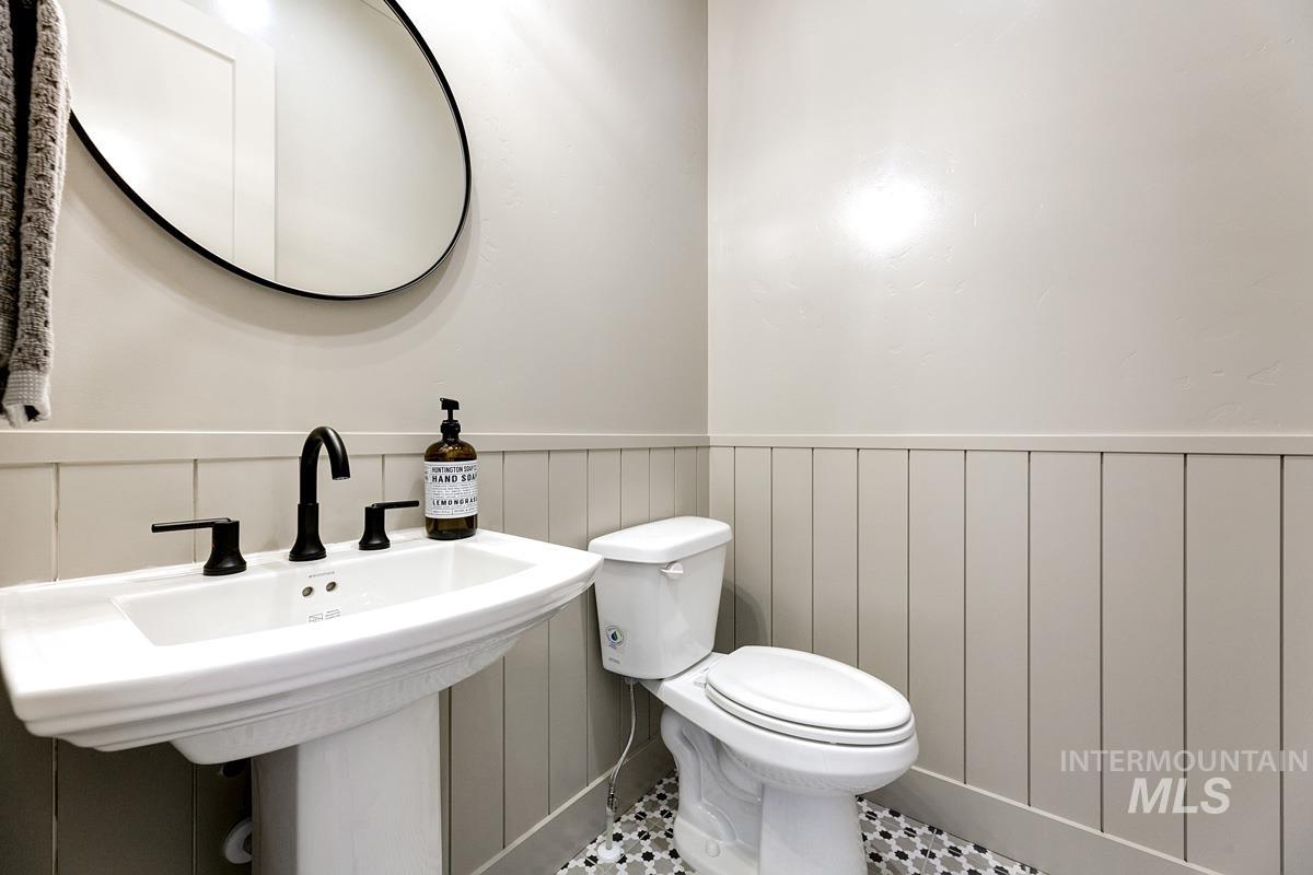 13692 N Spring Creek Way, Boise, Idaho 83714, 5 Bedrooms, 4.5 Bathrooms, Residential For Sale, Price $1,377,485,MLS 98984009