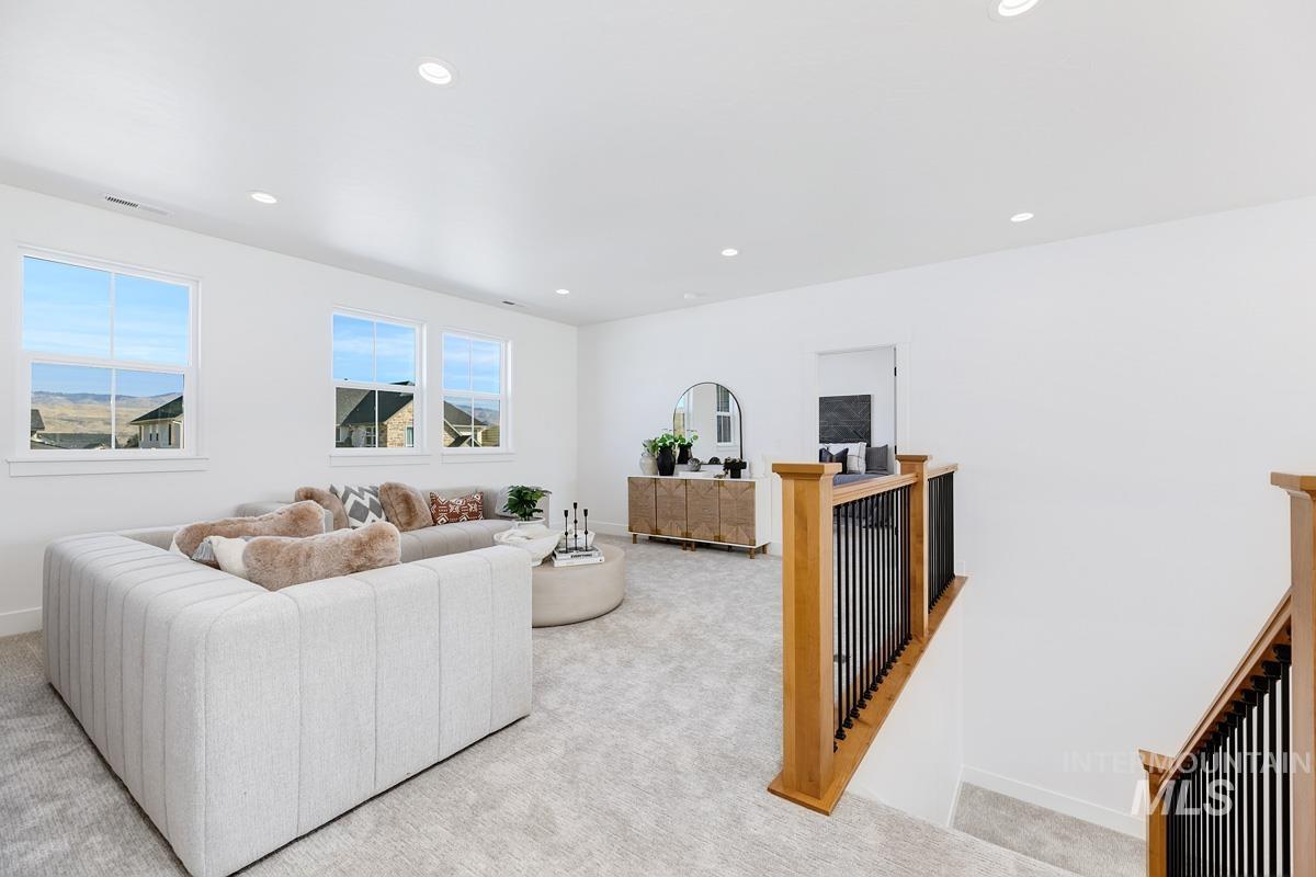 13692 N Spring Creek Way, Boise, Idaho 83714, 5 Bedrooms, 4.5 Bathrooms, Residential For Sale, Price $1,377,485,MLS 98984009