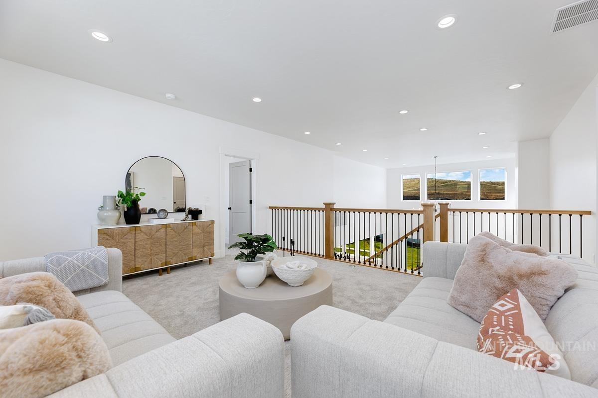 13692 N Spring Creek Way, Boise, Idaho 83714, 5 Bedrooms, 4.5 Bathrooms, Residential For Sale, Price $1,377,485,MLS 98984009