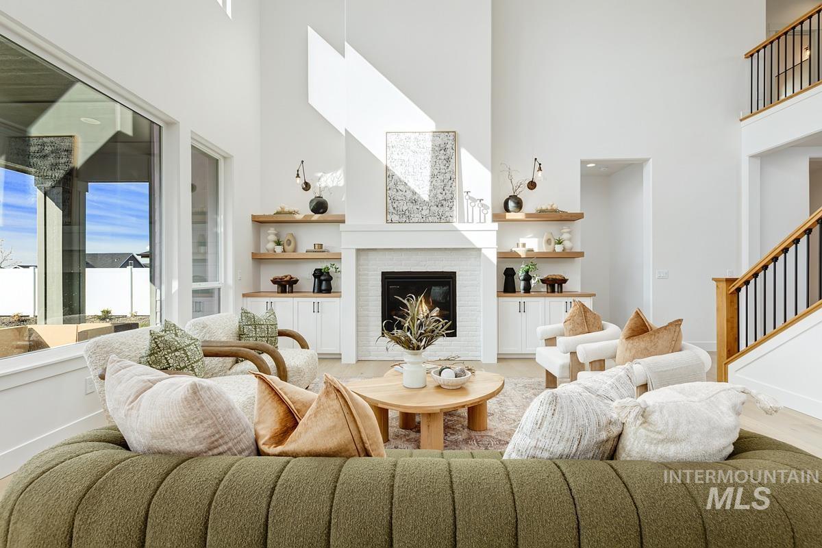 13692 N Spring Creek Way, Boise, Idaho 83714, 5 Bedrooms, 4.5 Bathrooms, Residential For Sale, Price $1,377,485,MLS 98984009