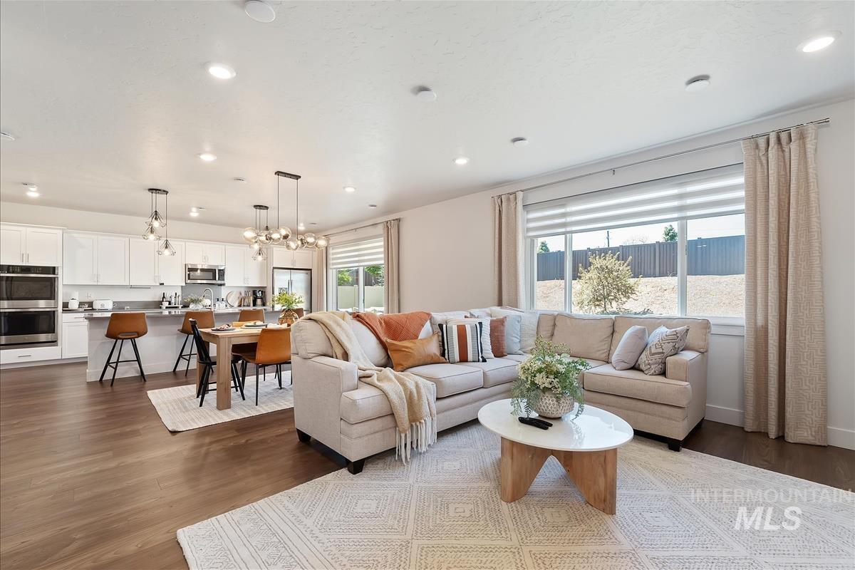 5361 S Snowden Ave, Meridian, Idaho 83642, 4 Bedrooms, 3 Bathrooms, Residential For Sale, Price $569,000, 98984010