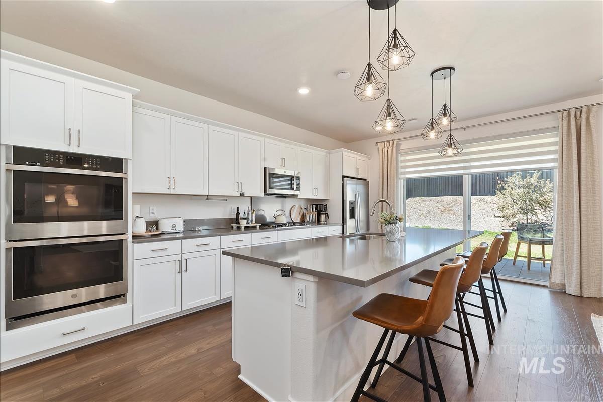 5361 S Snowden Ave, Meridian, Idaho 83642, 4 Bedrooms, 3 Bathrooms, Residential For Sale, Price $569,000, 98984010