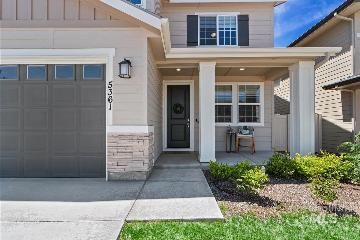 5361 S Snowden Ave, Meridian, Idaho 83642, 4 Bedrooms, 3 Bathrooms, Residential For Sale, Price $569,000, 98984010