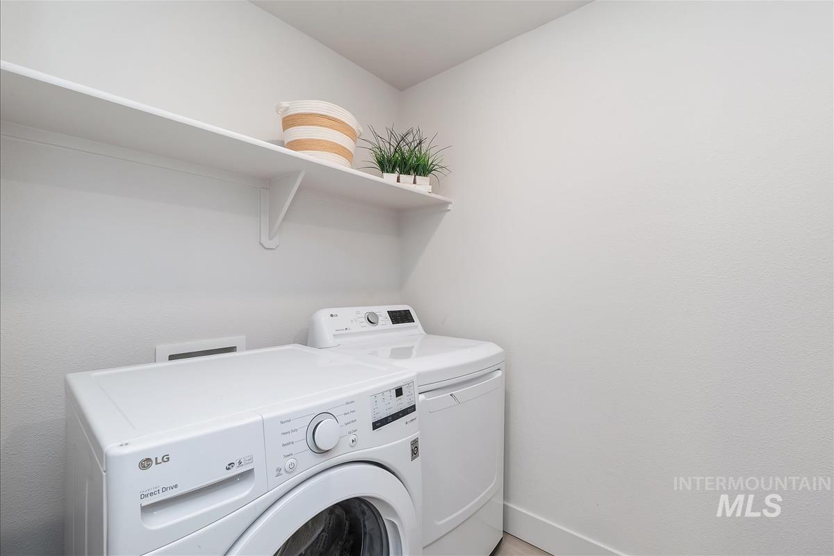 5361 S Snowden Ave, Meridian, Idaho 83642, 4 Bedrooms, 3 Bathrooms, Residential For Sale, Price $569,000, 98984010