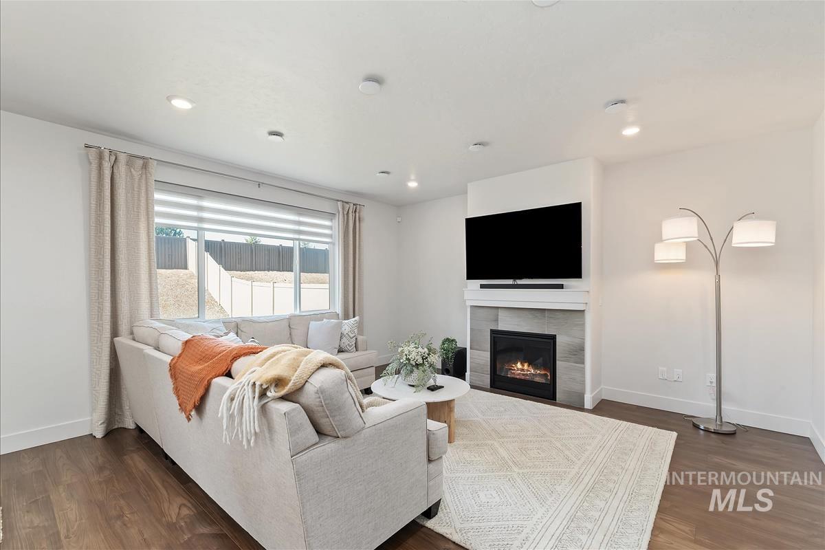 5361 S Snowden Ave, Meridian, Idaho 83642, 4 Bedrooms, 3 Bathrooms, Residential For Sale, Price $569,000, 98984010