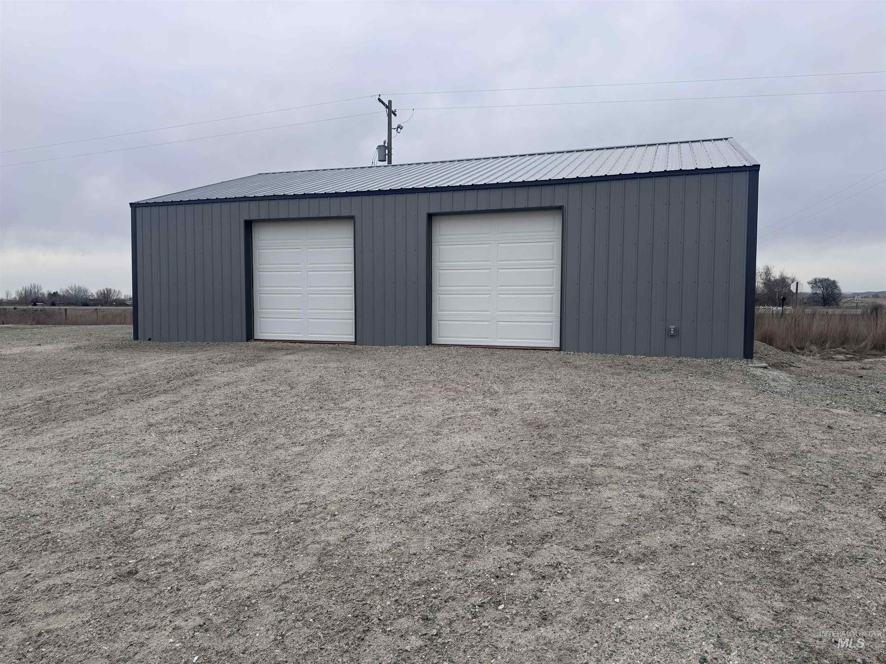 2803 W HWY 52, Emmett, Idaho 83617-0000, 3 Bedrooms, 2 Bathrooms, Residential For Sale, Price $590,000, 98984012