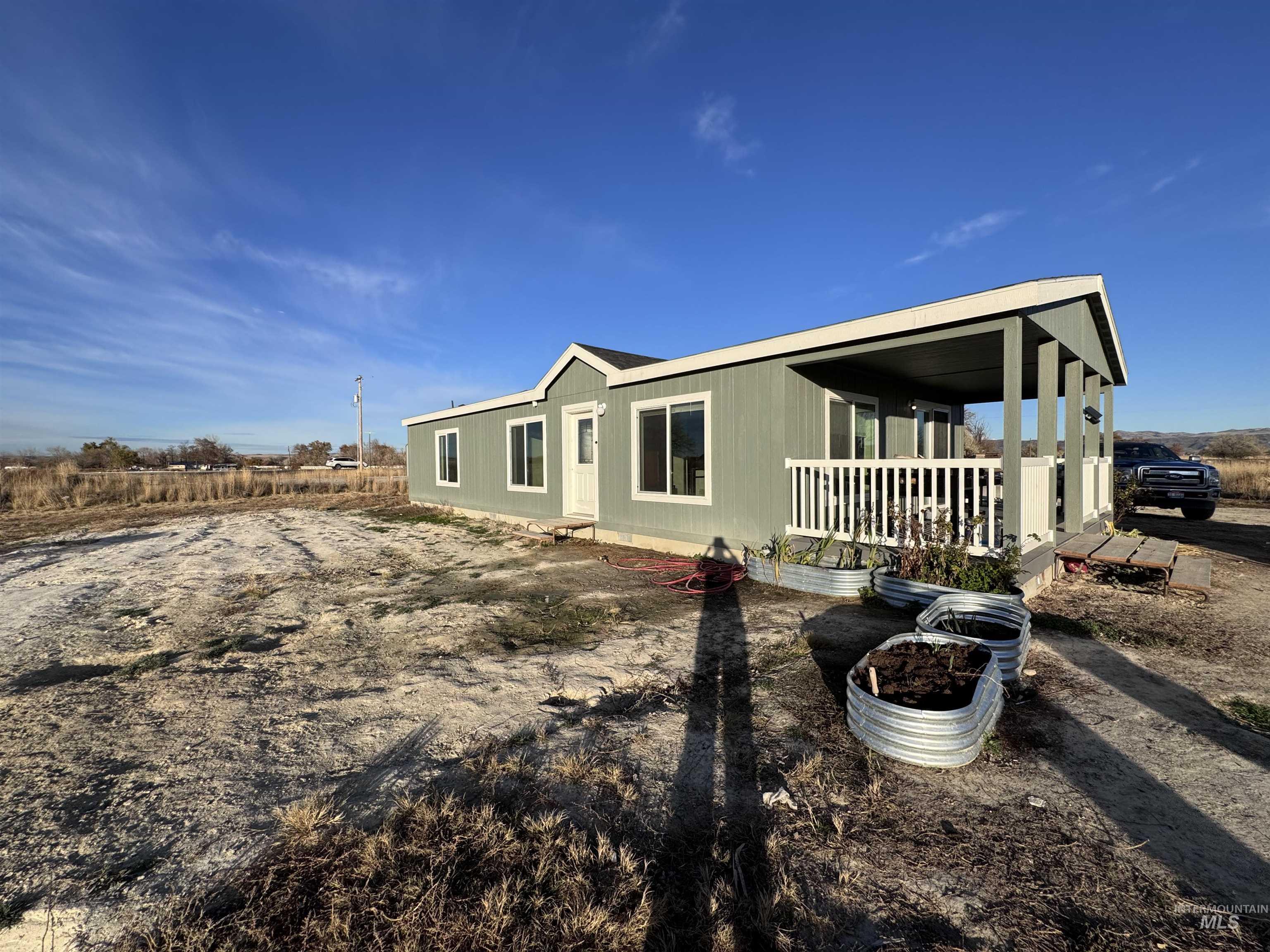 2803 W HWY 52, Emmett, Idaho 83617-0000, 3 Bedrooms, 2 Bathrooms, Residential For Sale, Price $590,000, 98984012