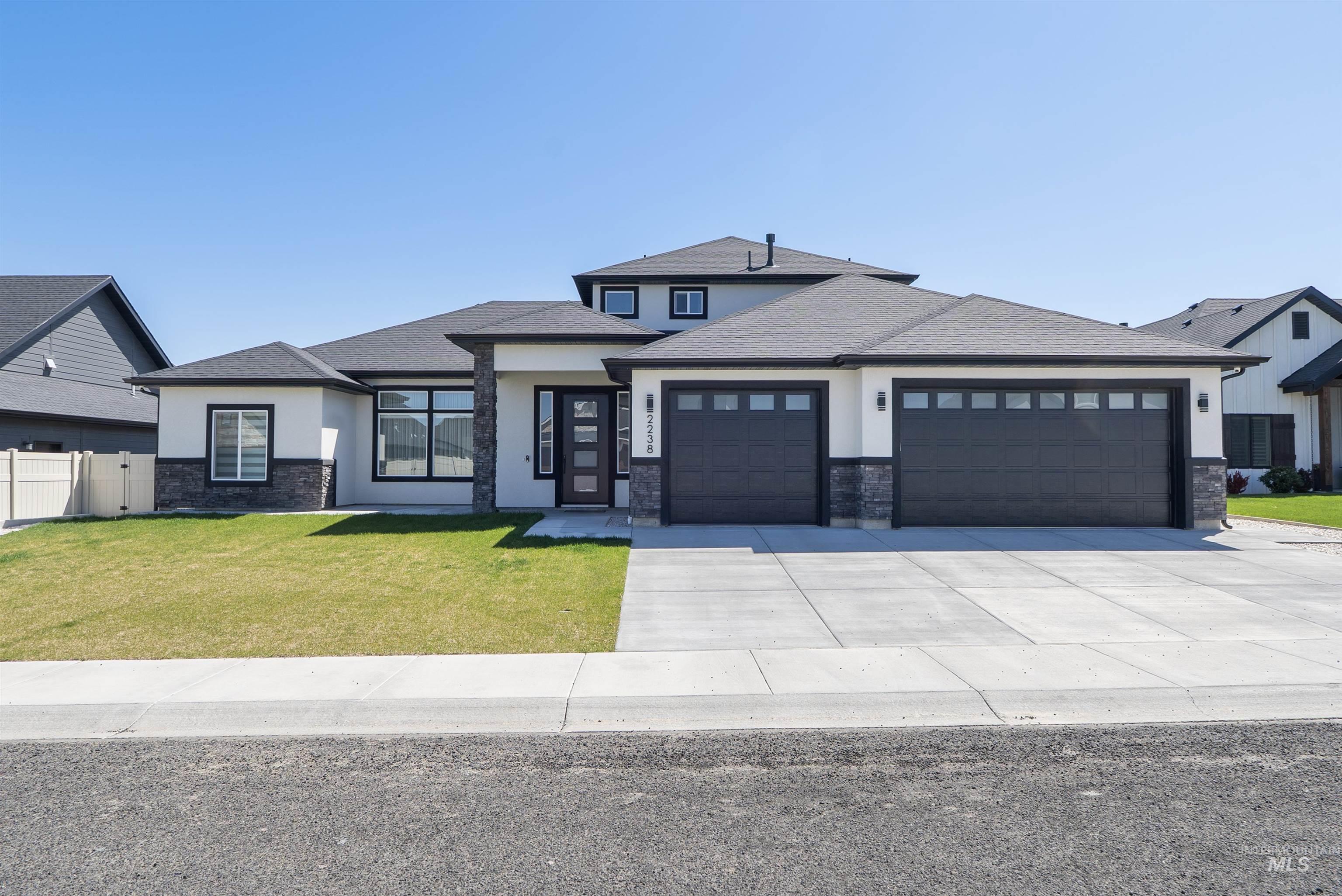 3360 E 4028 N, Twin Falls, Idaho 83301, 5 Bedrooms, 3 Bathrooms, Residential For Sale, Price $748,000, 98984013