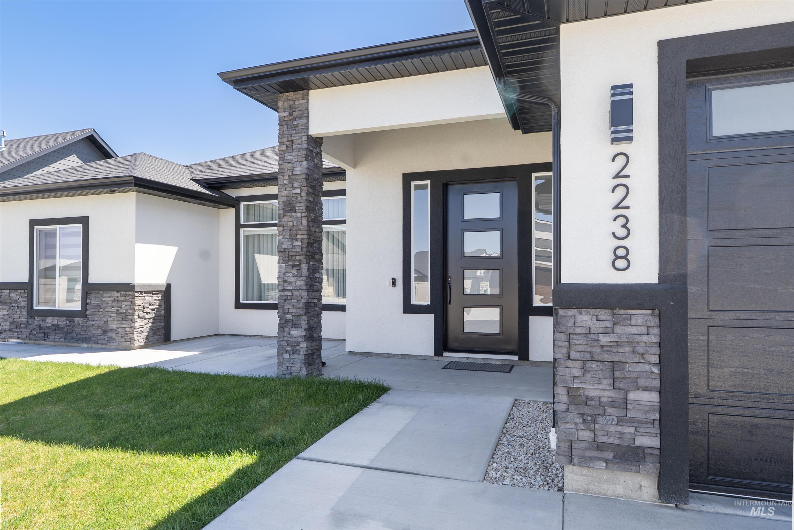 3360 E 4028 N, Twin Falls, Idaho 83301, 5 Bedrooms, 3 Bathrooms, Residential For Sale, Price $748,000, 98984013