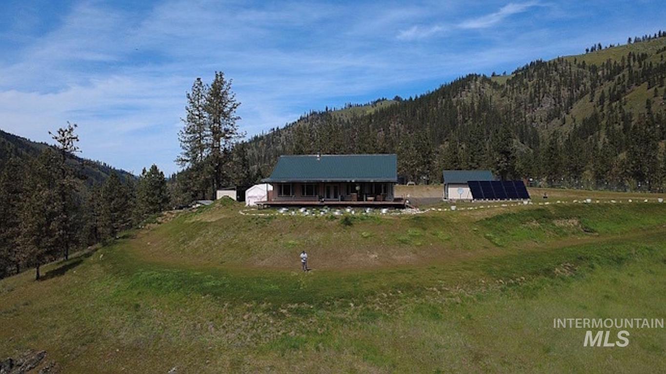 1000 Pardee Rd, Kamiah, Idaho 83536, 3 Bedrooms, 2 Bathrooms, Residential For Sale, Price $650,000, 98984016