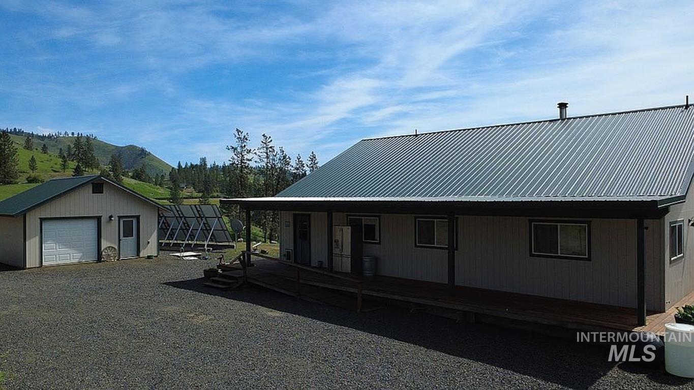 1000 Pardee Rd, Kamiah, Idaho 83536, 3 Bedrooms, 2 Bathrooms, Residential For Sale, Price $650,000, 98984016