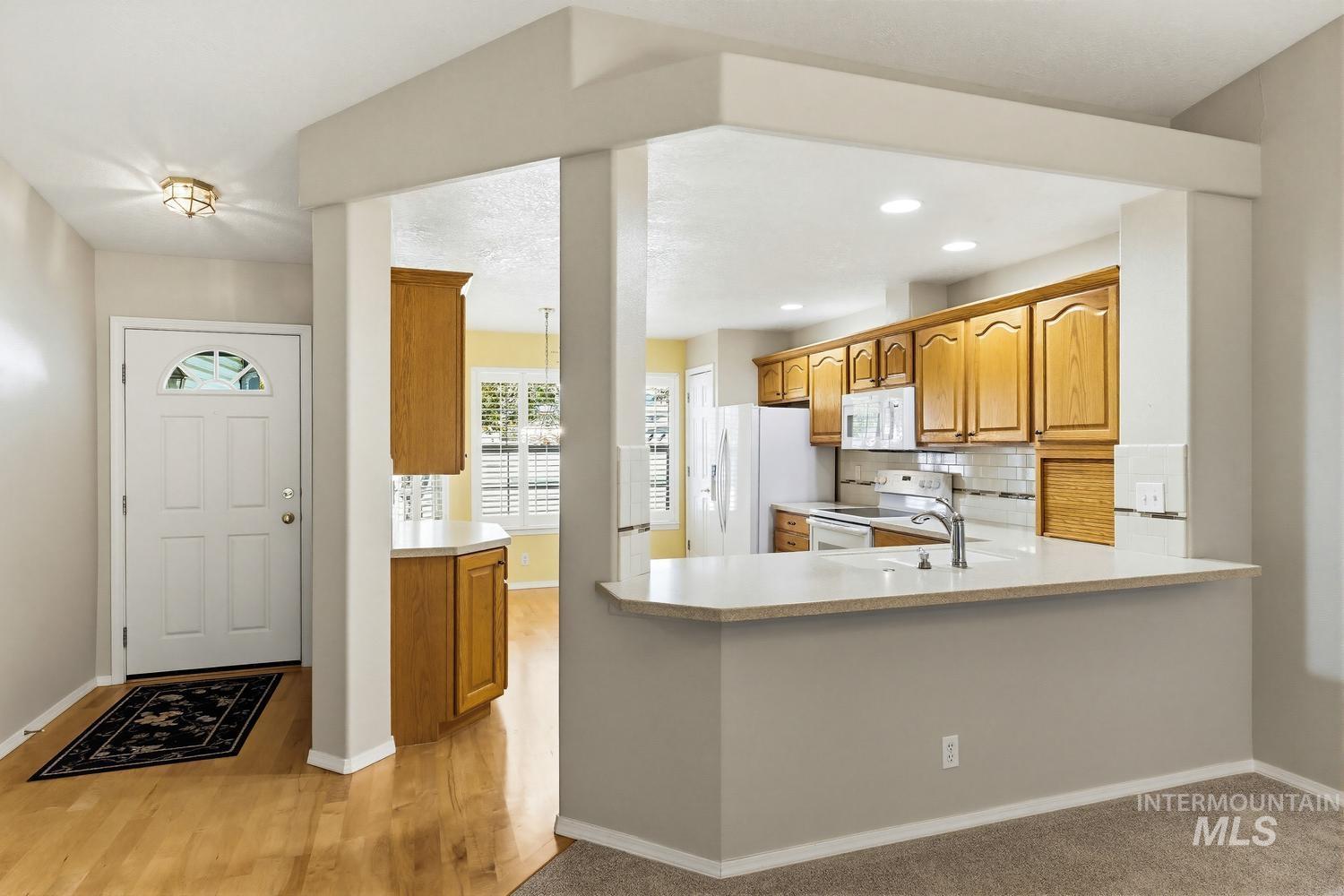 1900 N Iberis Ave, Meridian, Idaho 83646, 2 Bedrooms, 2 Bathrooms, Residential For Sale, Price $375,000,MLS 98984018