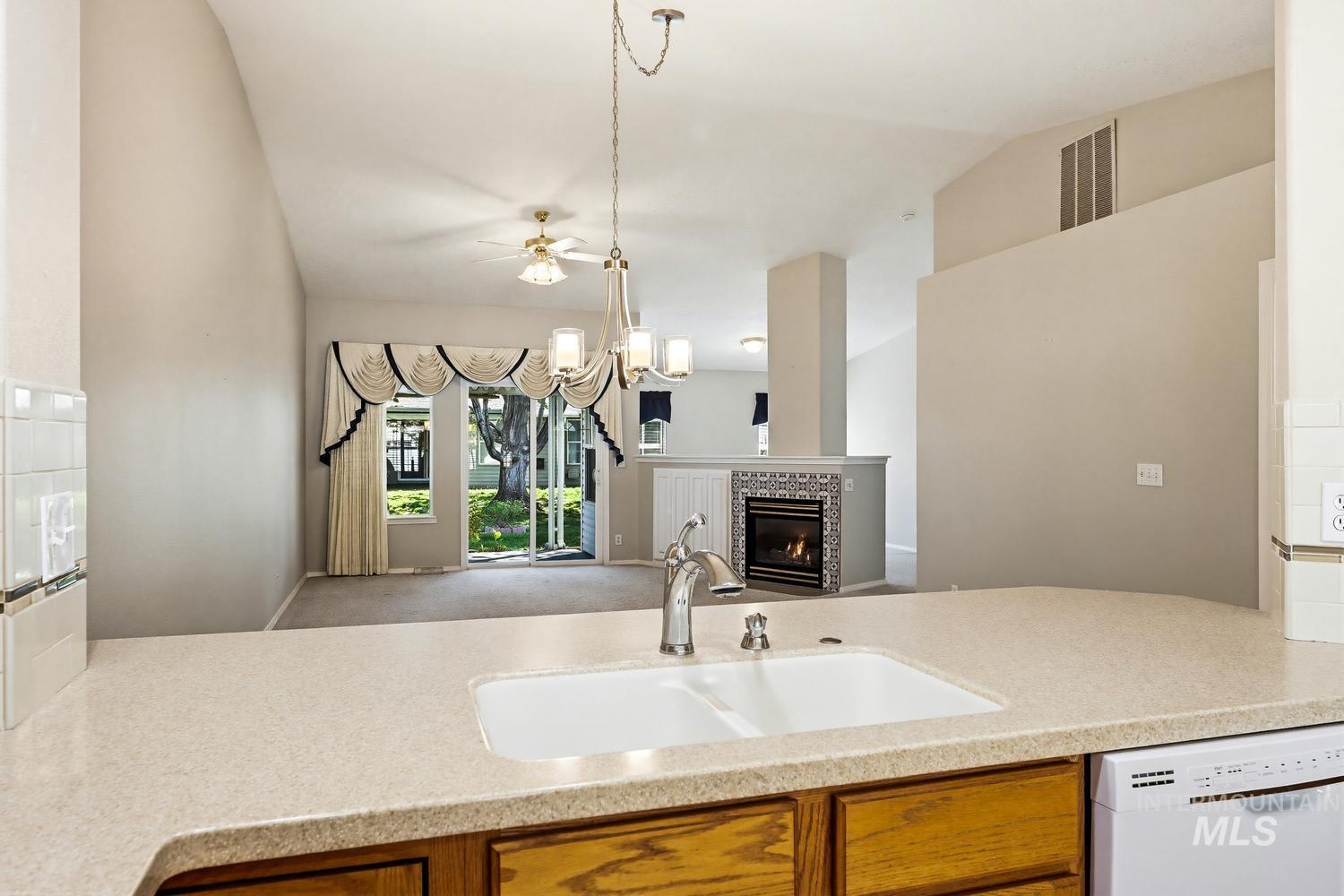 1900 N Iberis Ave, Meridian, Idaho 83646, 2 Bedrooms, 2 Bathrooms, Residential For Sale, Price $375,000,MLS 98984018