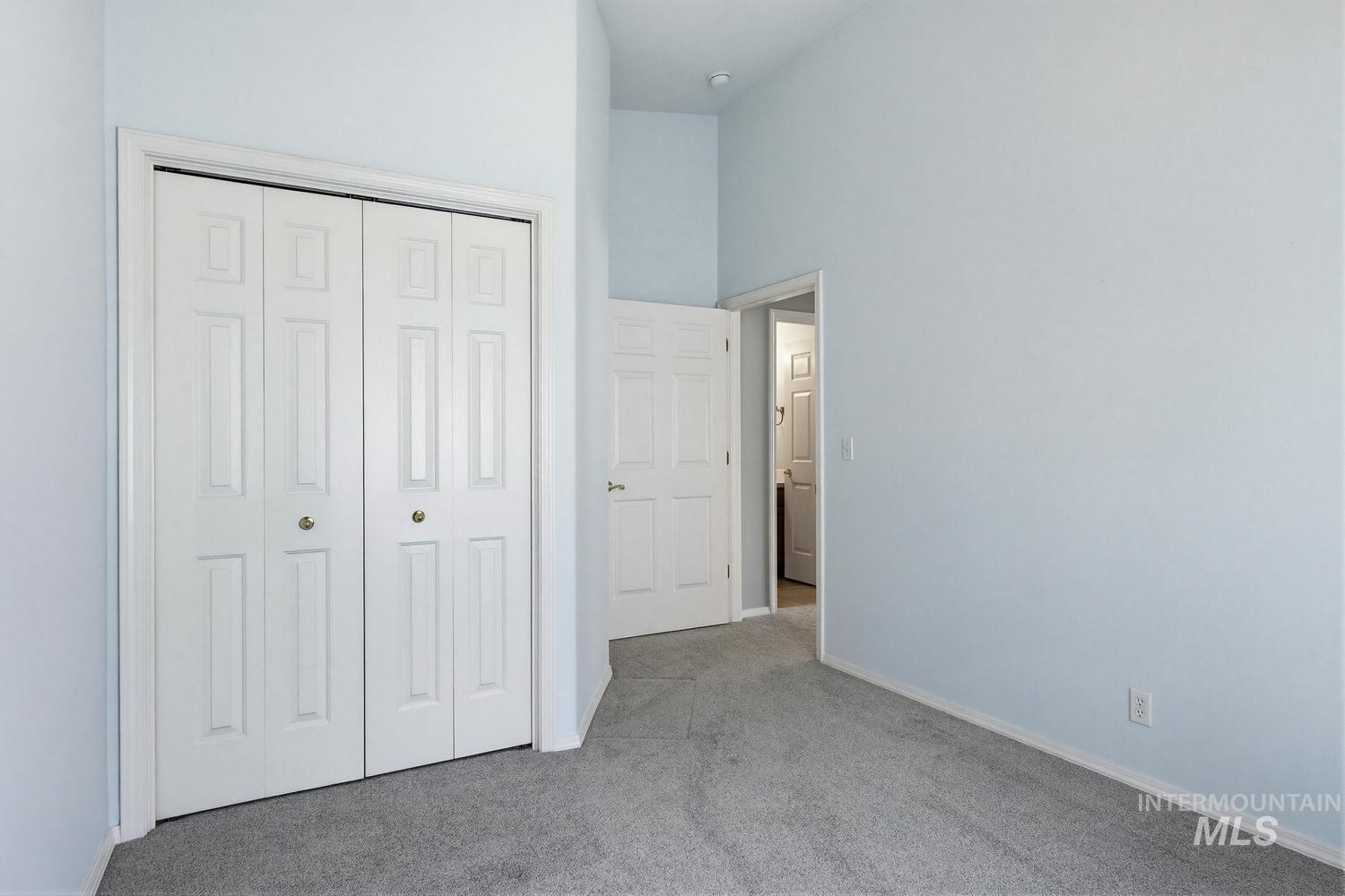 1900 N Iberis Ave, Meridian, Idaho 83646, 2 Bedrooms, 2 Bathrooms, Residential For Sale, Price $375,000,MLS 98984018