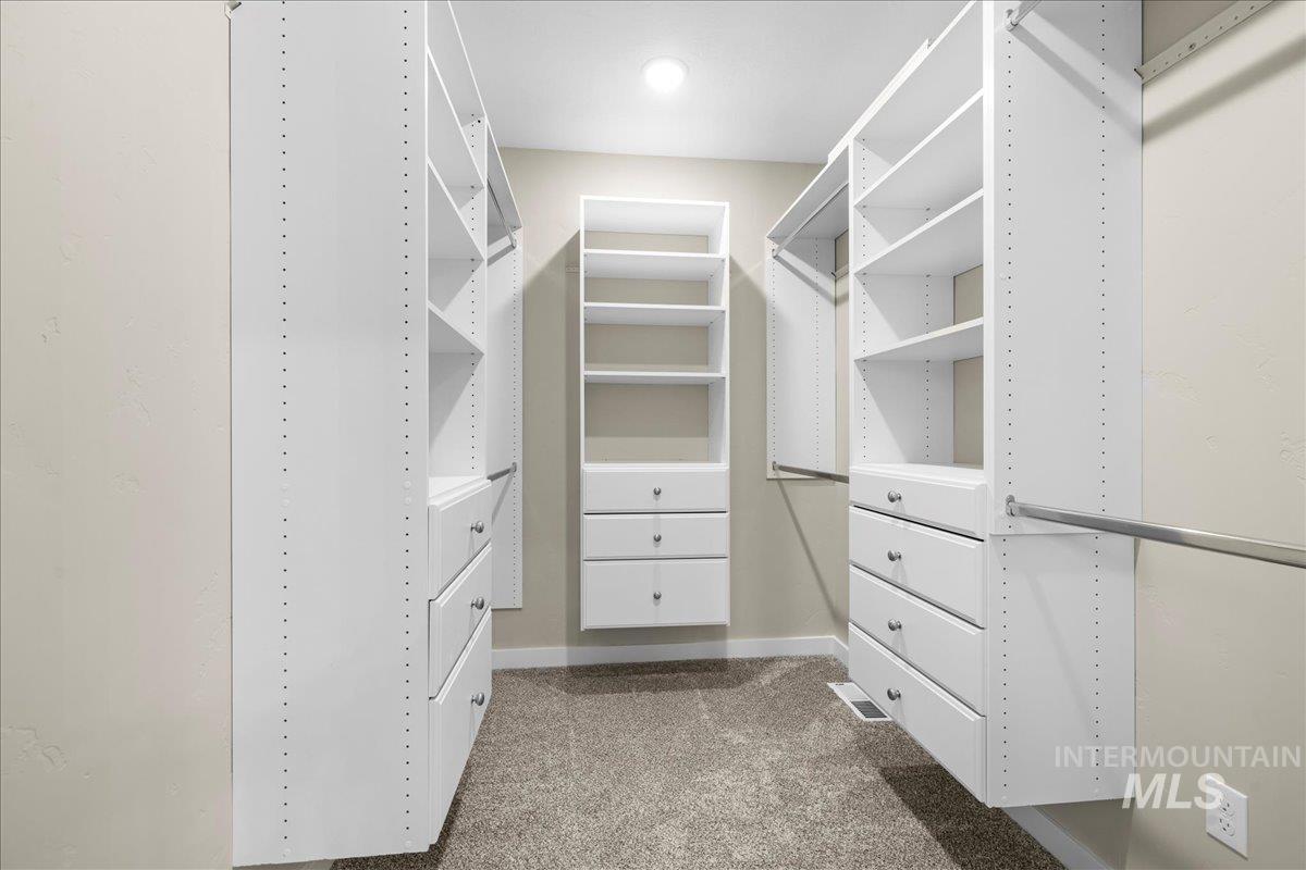 914 W 3rd, Weiser, Idaho 83672, 4 Bedrooms, 2.5 Bathrooms, Residential For Sale, Price $405,000,MLS 98984019