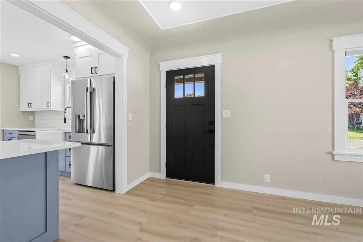 914 W 3rd, Weiser, Idaho 83672, 4 Bedrooms, 2.5 Bathrooms, Residential For Sale, Price $405,000,MLS 98984019