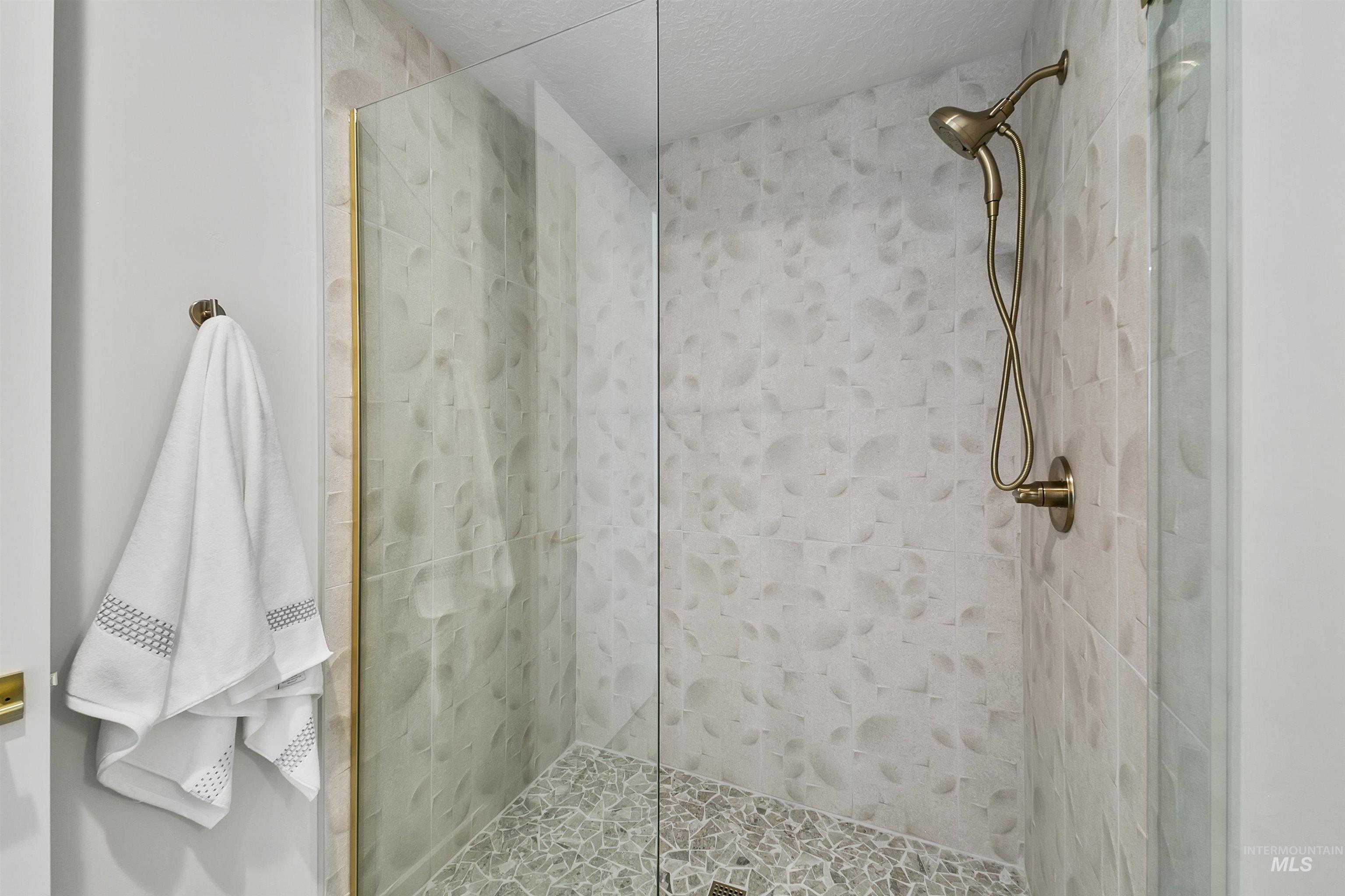 4430 E Haystack St, Boise, Idaho 83716, 3 Bedrooms, 2 Bathrooms, Residential For Sale, Price $584,900, 98984020