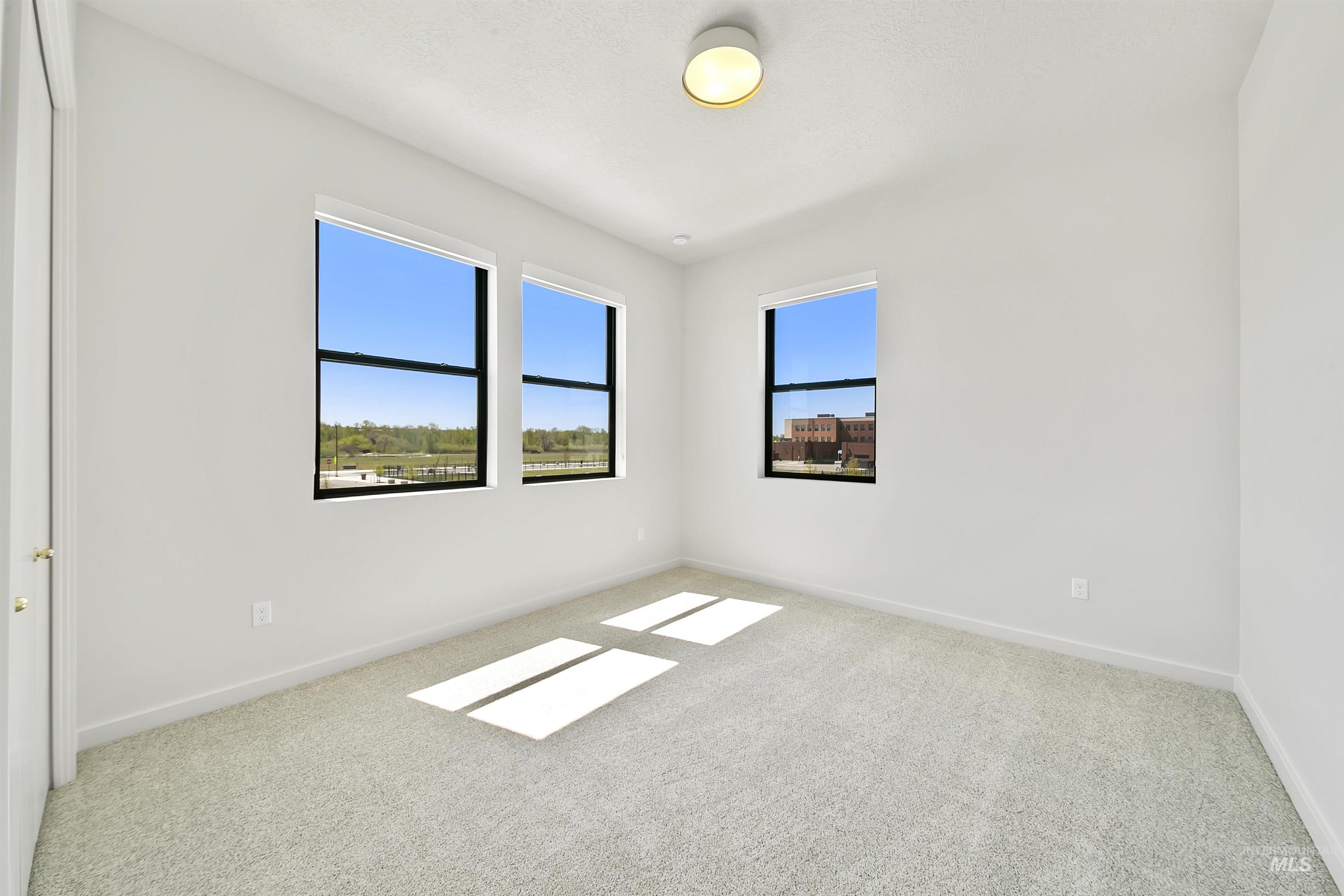 4430 E Haystack St, Boise, Idaho 83716, 3 Bedrooms, 2 Bathrooms, Residential For Sale, Price $584,900, 98984020