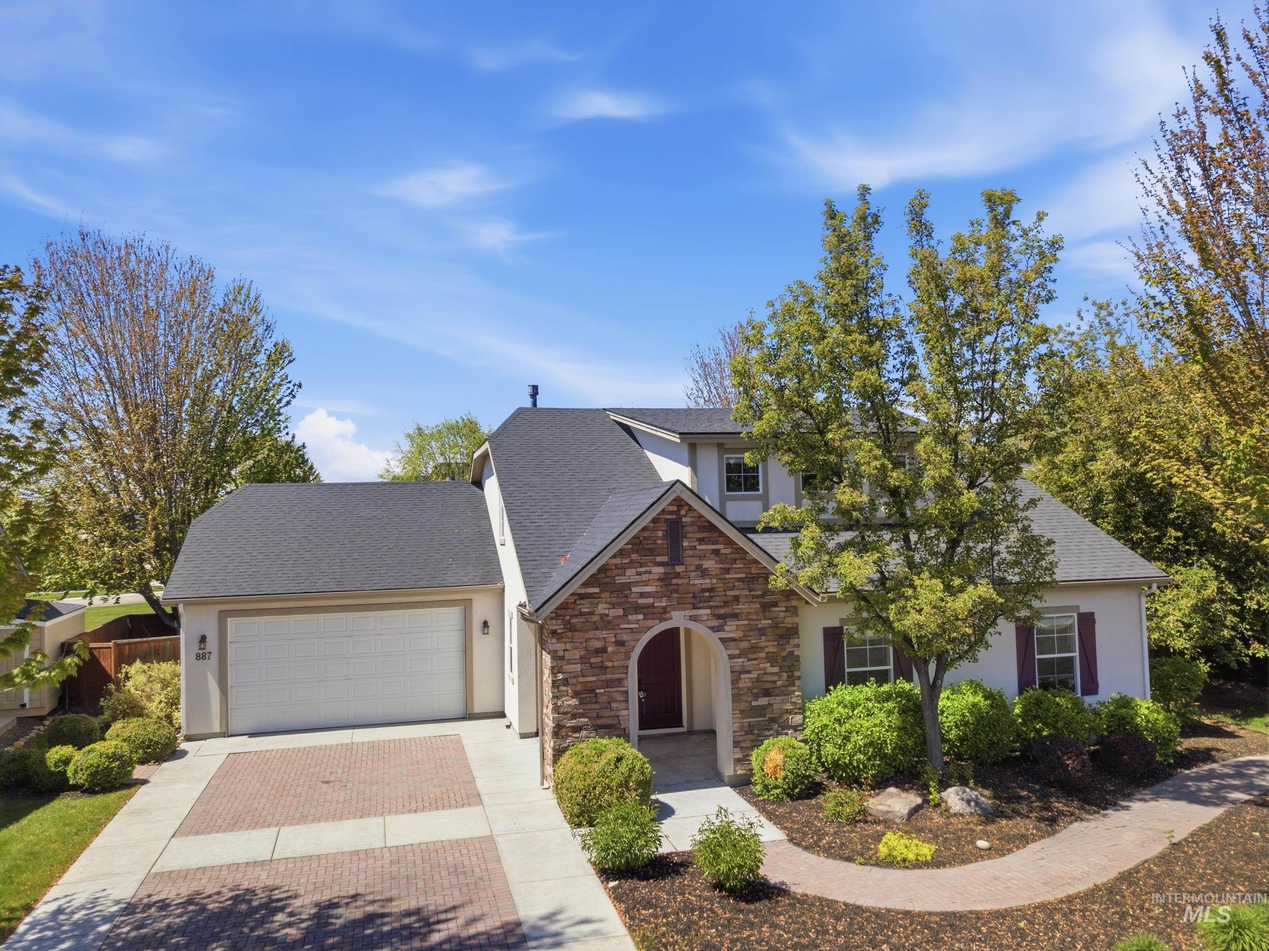 887 N Seneca Springs Way, Star, Idaho 83669, 3 Bedrooms, 2 Bathrooms, Residential For Sale, Price $549,000, 98984021