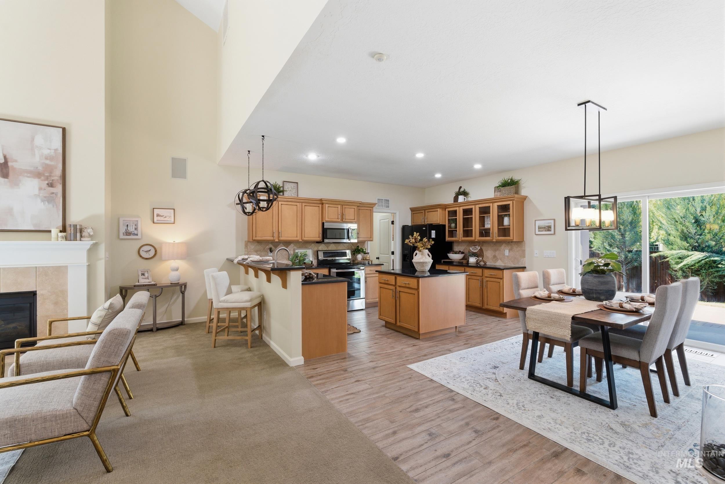 887 N Seneca Springs Way, Star, Idaho 83669, 3 Bedrooms, 2 Bathrooms, Residential For Sale, Price $549,000, 98984021