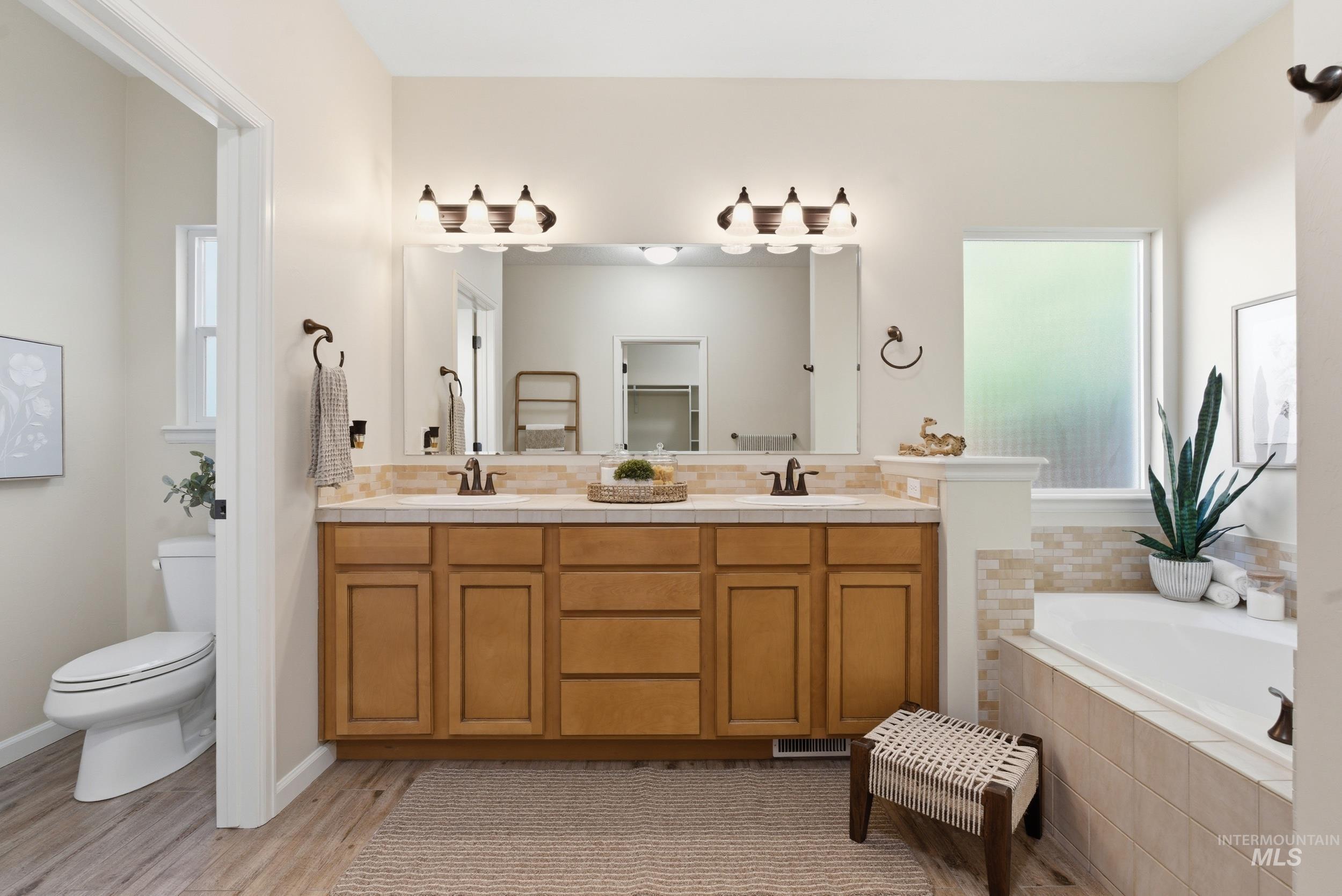 887 N Seneca Springs Way, Star, Idaho 83669, 3 Bedrooms, 2 Bathrooms, Residential For Sale, Price $549,000, 98984021