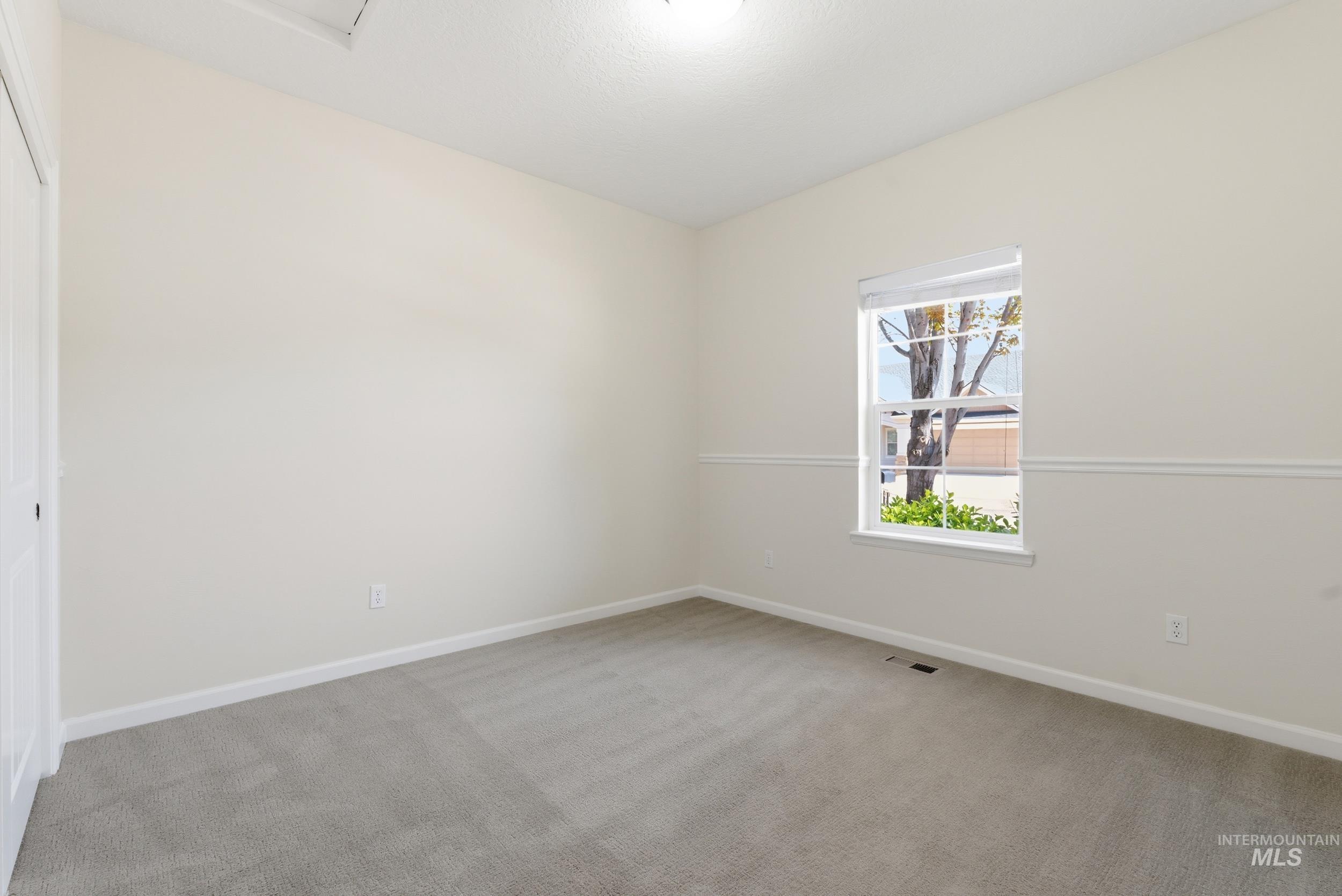 887 N Seneca Springs Way, Star, Idaho 83669, 3 Bedrooms, 2 Bathrooms, Residential For Sale, Price $549,000, 98984021