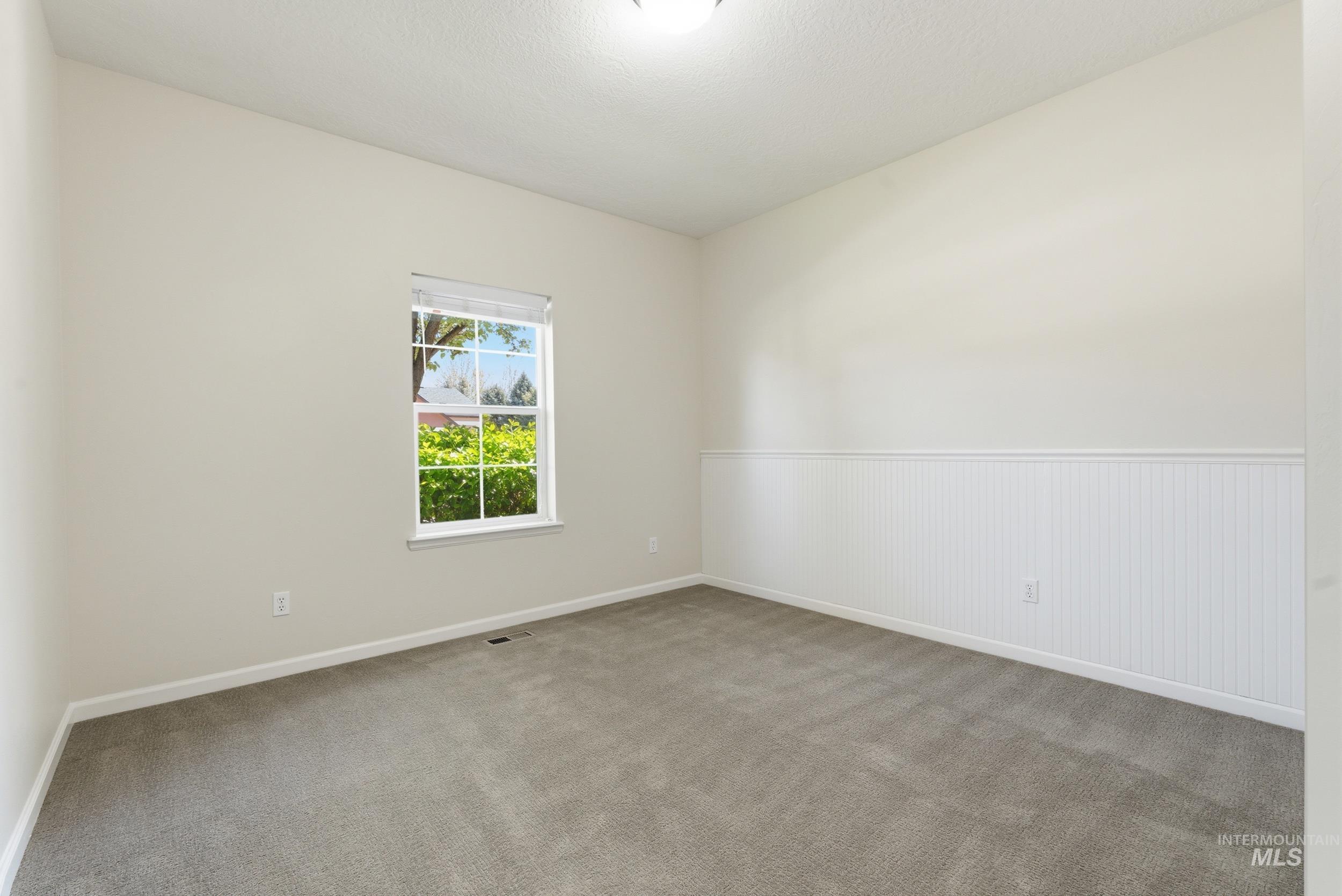 887 N Seneca Springs Way, Star, Idaho 83669, 3 Bedrooms, 2 Bathrooms, Residential For Sale, Price $549,000, 98984021