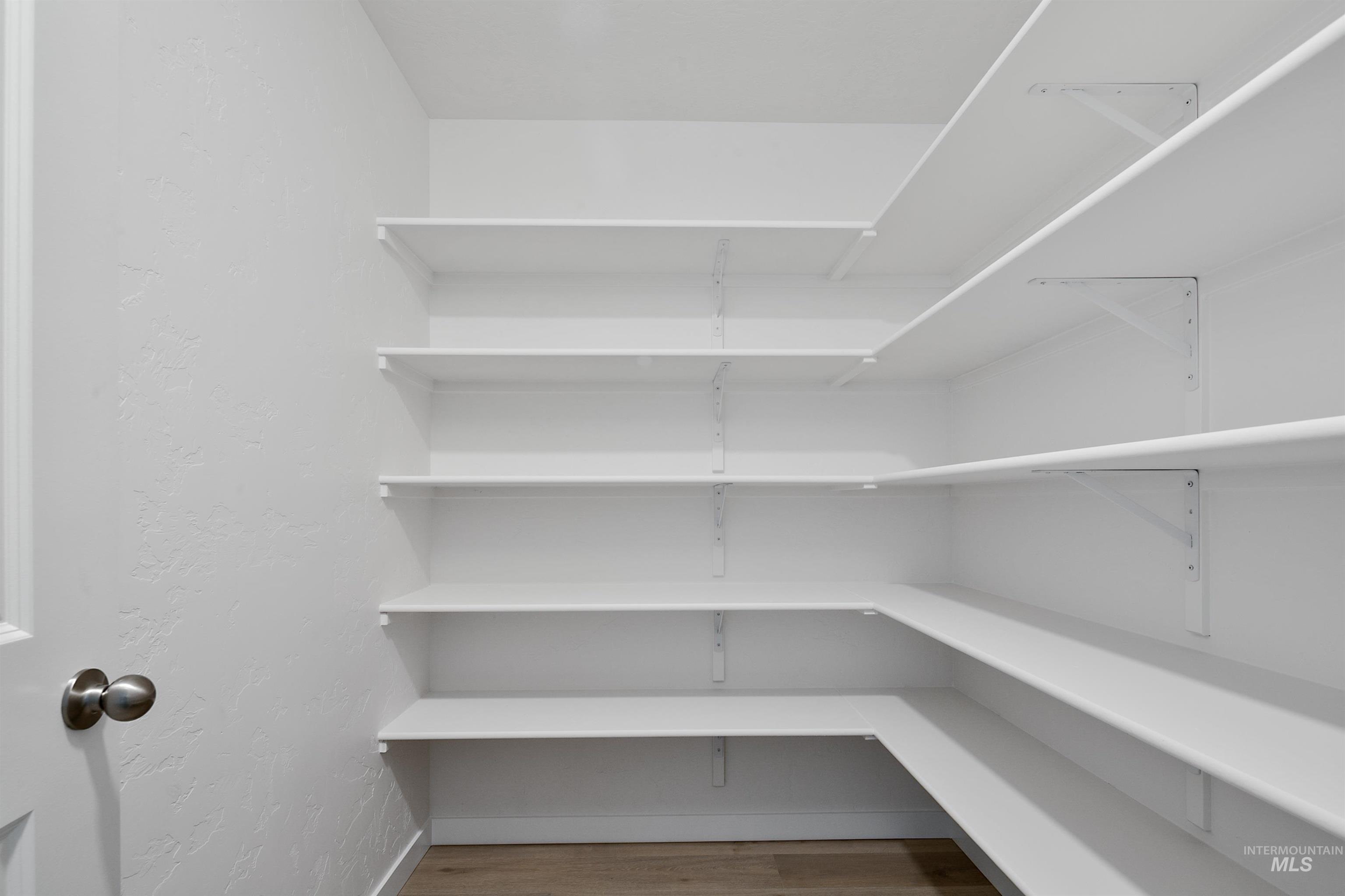 7663 E Meriwether Dr, Nampa, Idaho 83687, 4 Bedrooms, 3 Bathrooms, Residential For Sale, Price $499,990,MLS 98984022