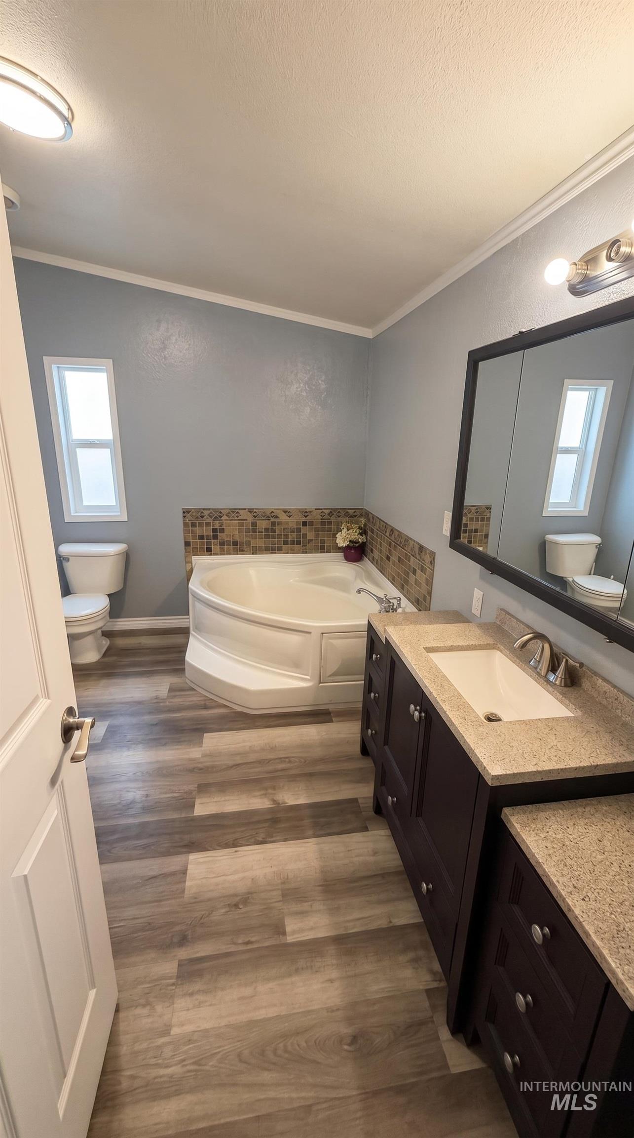 1800 Heitz Ave, Fruitland, Idaho 83619, 4 Bedrooms, 2 Bathrooms, Residential For Sale, Price $290,000,MLS 98984024