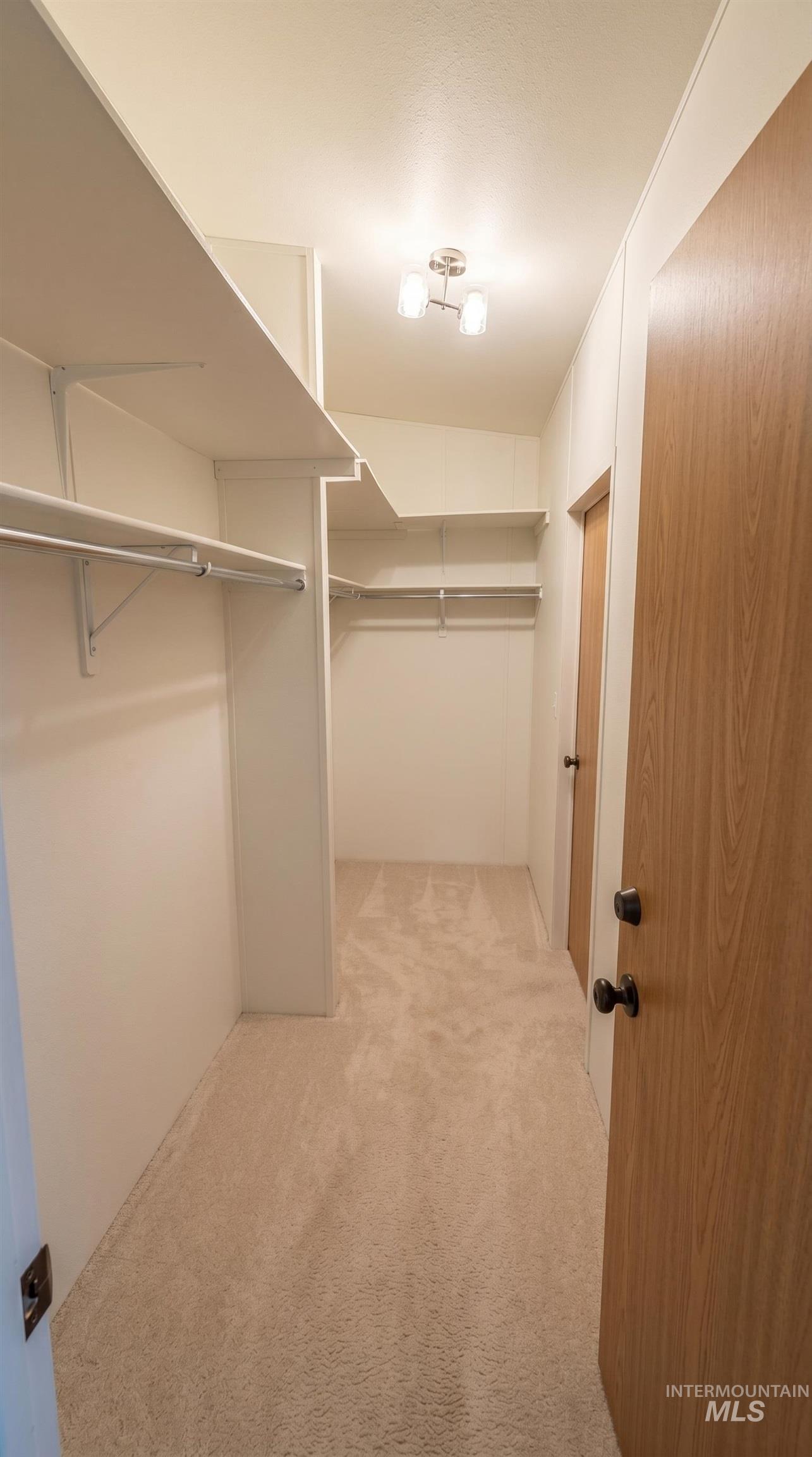 1800 Heitz Ave, Fruitland, Idaho 83619, 4 Bedrooms, 2 Bathrooms, Residential For Sale, Price $290,000,MLS 98984024