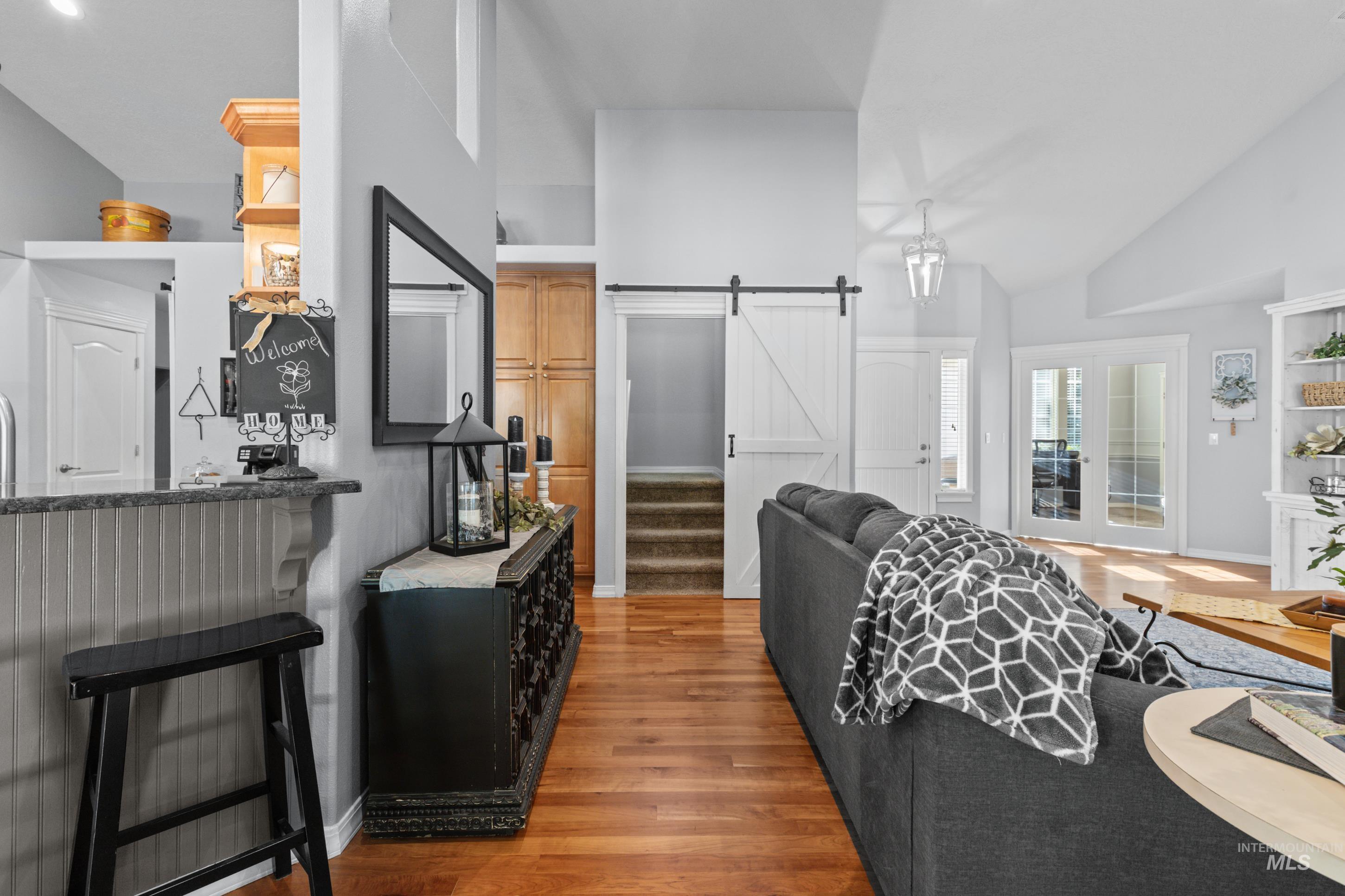 5521 N Mendelson Ave., Meridian, Idaho 83646, 4 Bedrooms, 2.5 Bathrooms, Residential For Sale, Price $579,000,MLS 98984026