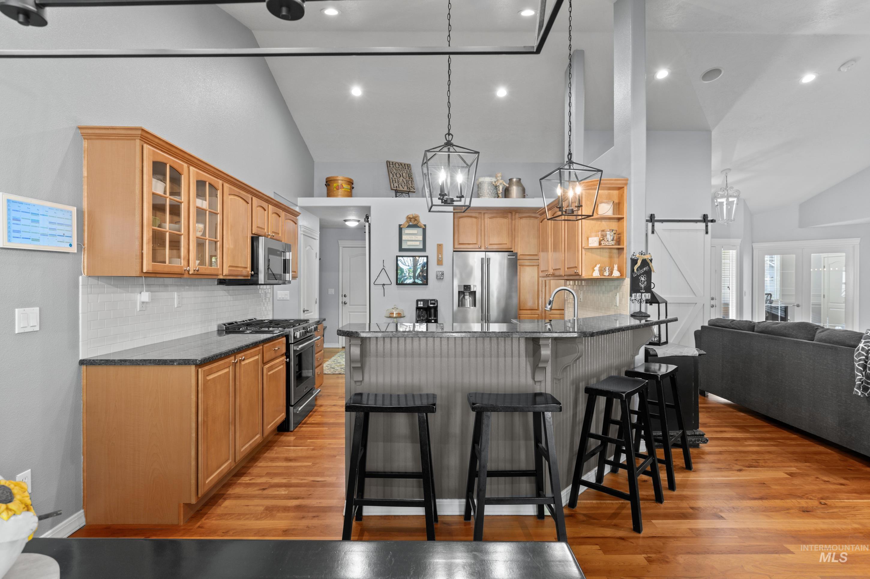 5521 N Mendelson Ave., Meridian, Idaho 83646, 4 Bedrooms, 2.5 Bathrooms, Residential For Sale, Price $579,000,MLS 98984026