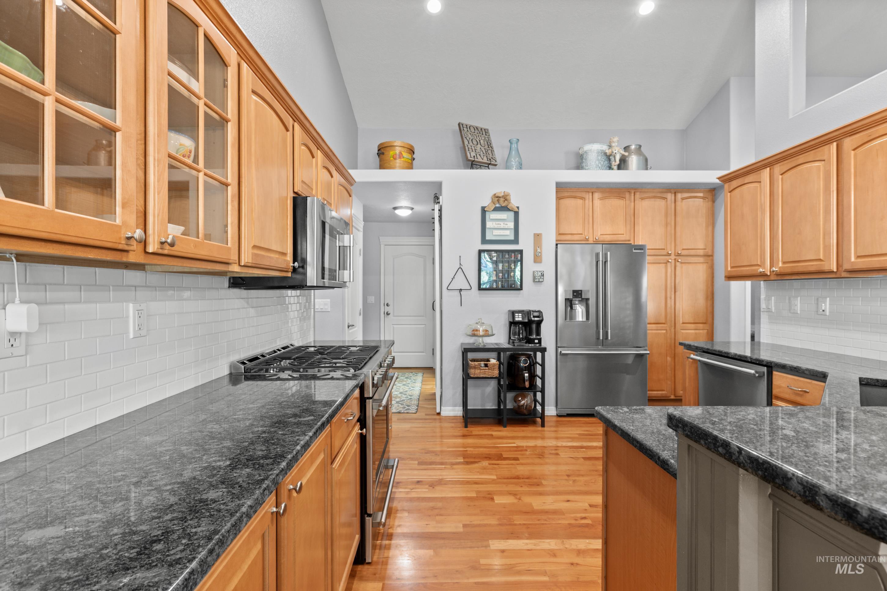 5521 N Mendelson Ave., Meridian, Idaho 83646, 4 Bedrooms, 2.5 Bathrooms, Residential For Sale, Price $579,000,MLS 98984026