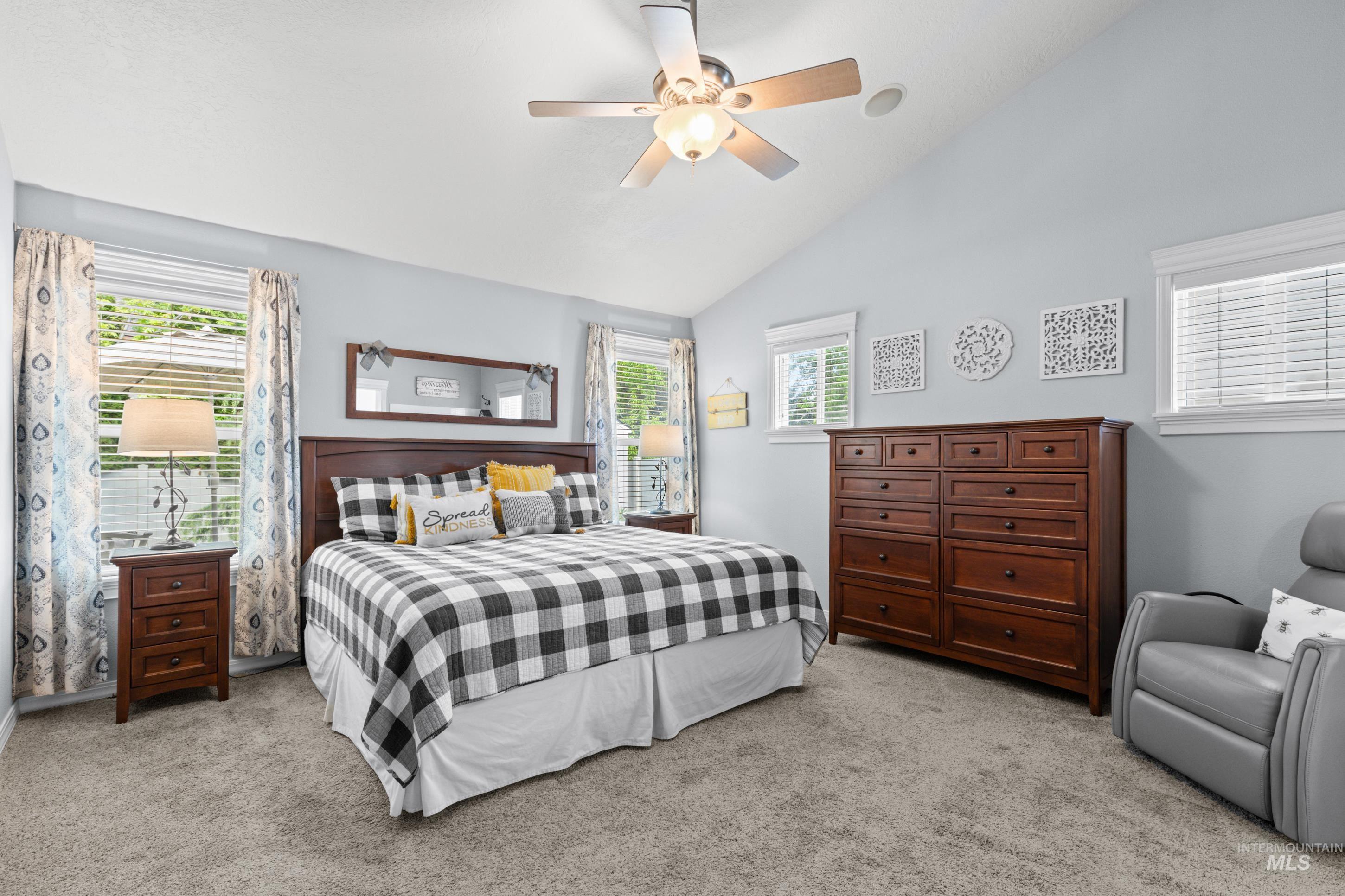 5521 N Mendelson Ave., Meridian, Idaho 83646, 4 Bedrooms, 2.5 Bathrooms, Residential For Sale, Price $579,000,MLS 98984026